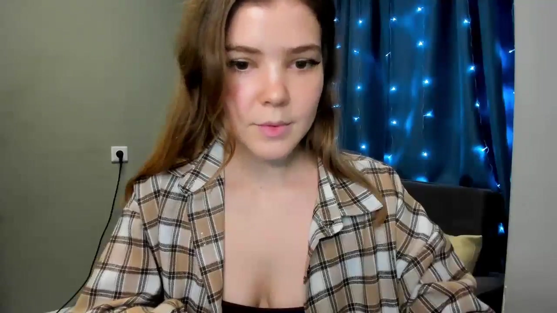 Gallery image thumbnail from EffyShy's myfreecams stream on, 12/24/2024, 17:12 image 7 of 20