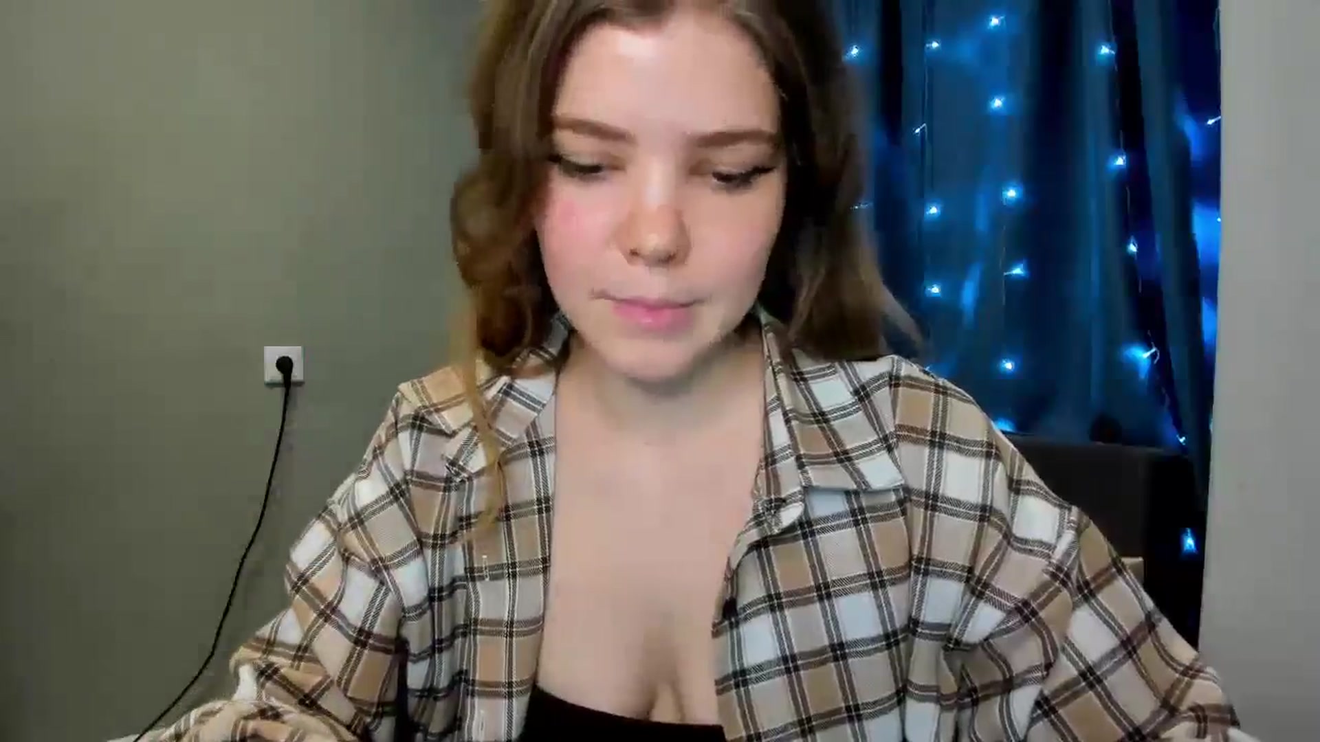 Gallery image thumbnail from EffyShy's myfreecams stream on, 12/24/2024, 17:35 image 7 of 20