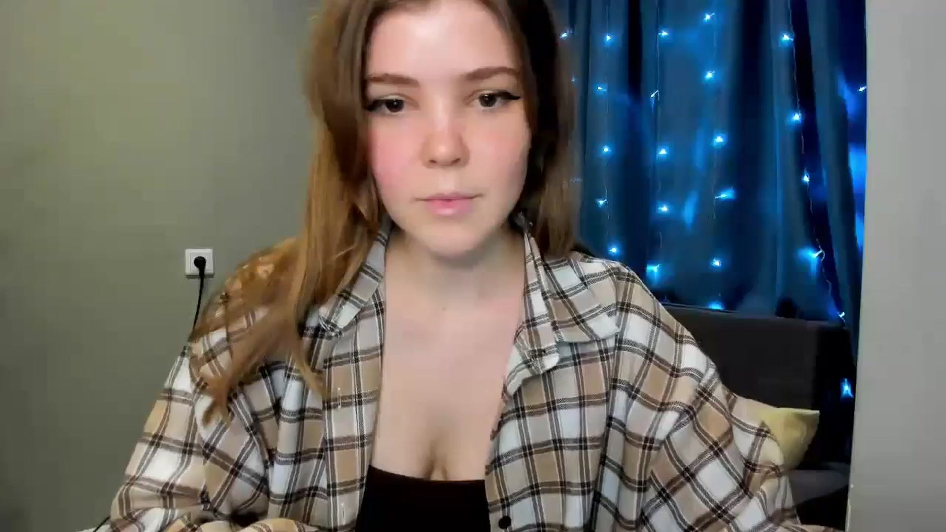 Gallery image thumbnail from EffyShy's myfreecams stream on, 12/24/2024, 22:03 image 1 of 20
