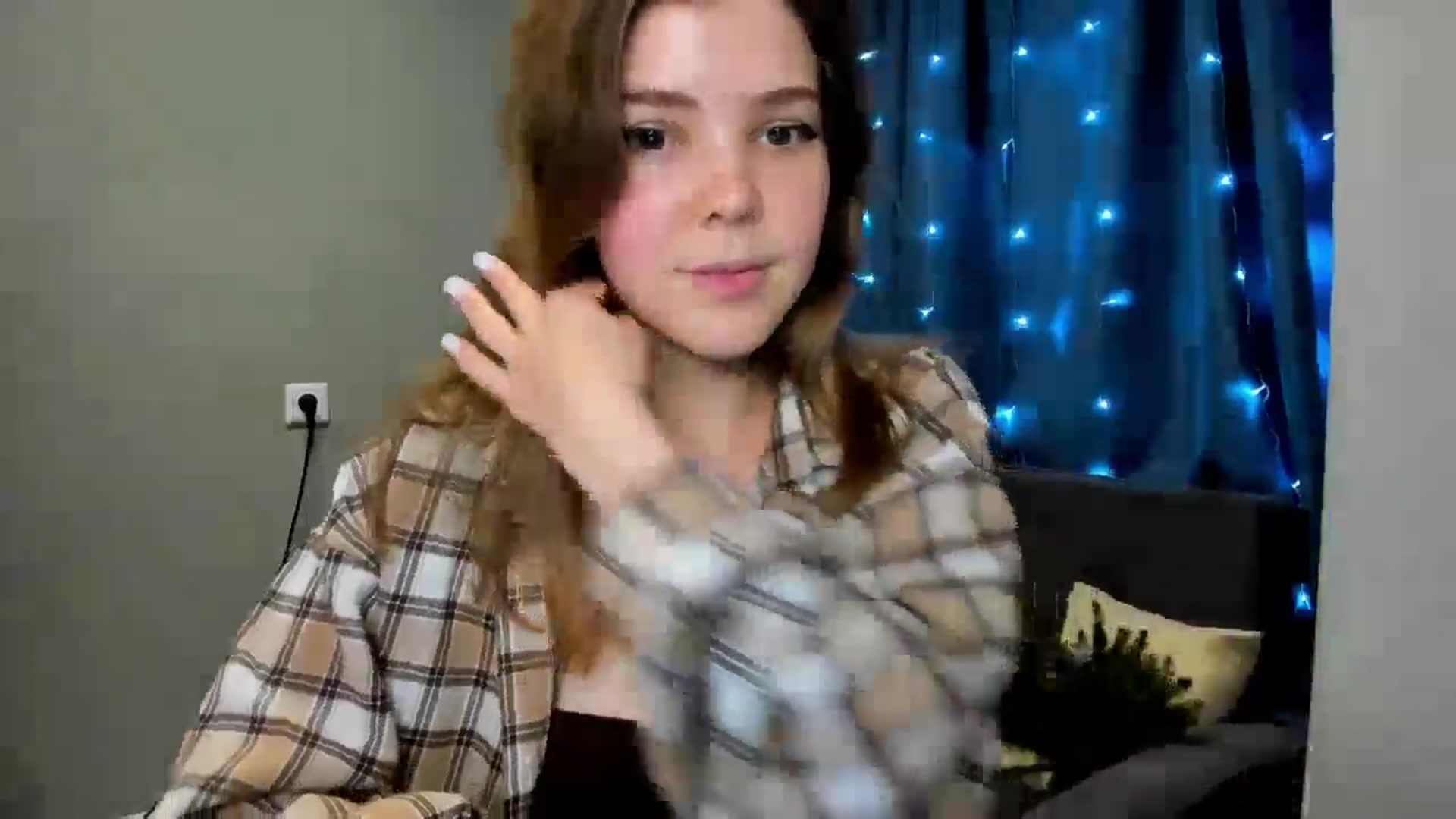 Gallery image thumbnail from EffyShy's myfreecams stream on, 12/24/2024, 22:23 image 2 of 20