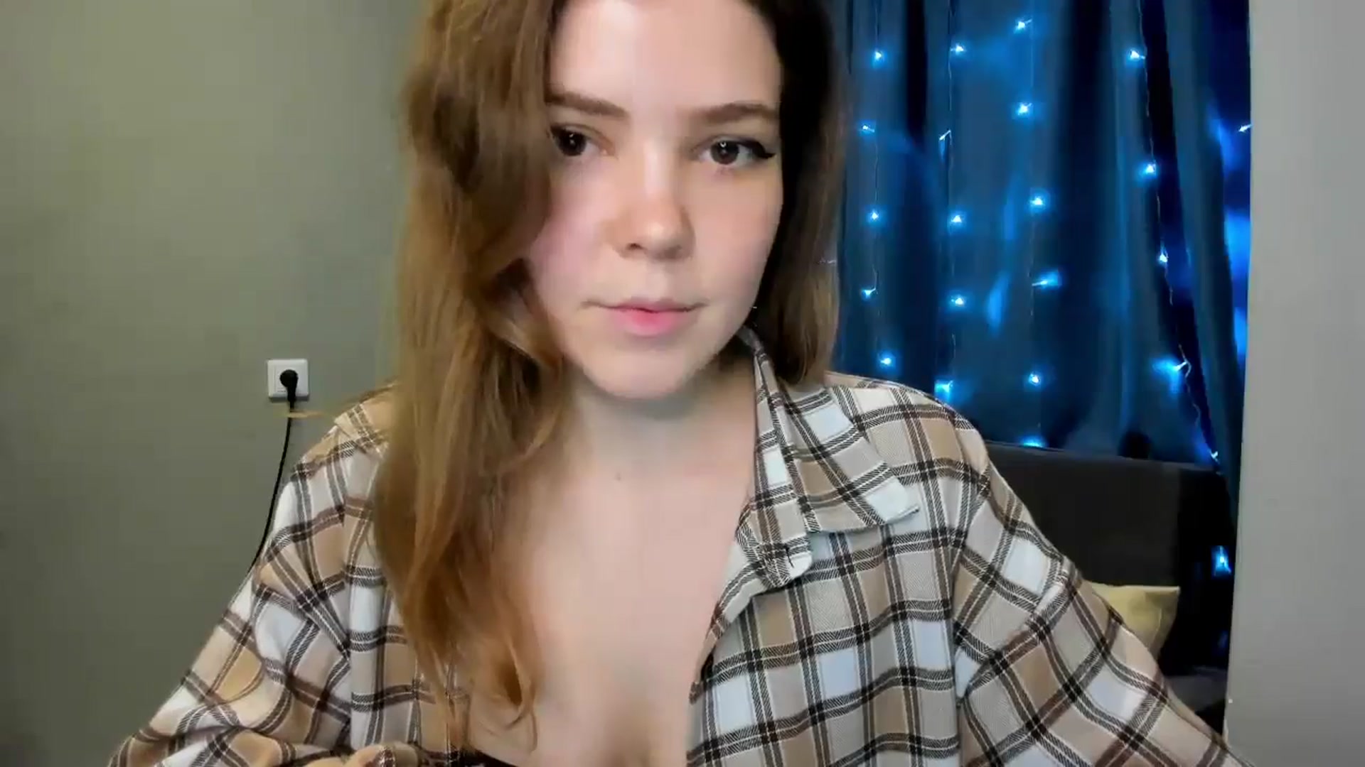 Gallery image thumbnail from EffyShy's myfreecams stream on, 12/24/2024, 23:48 image 11 of 20