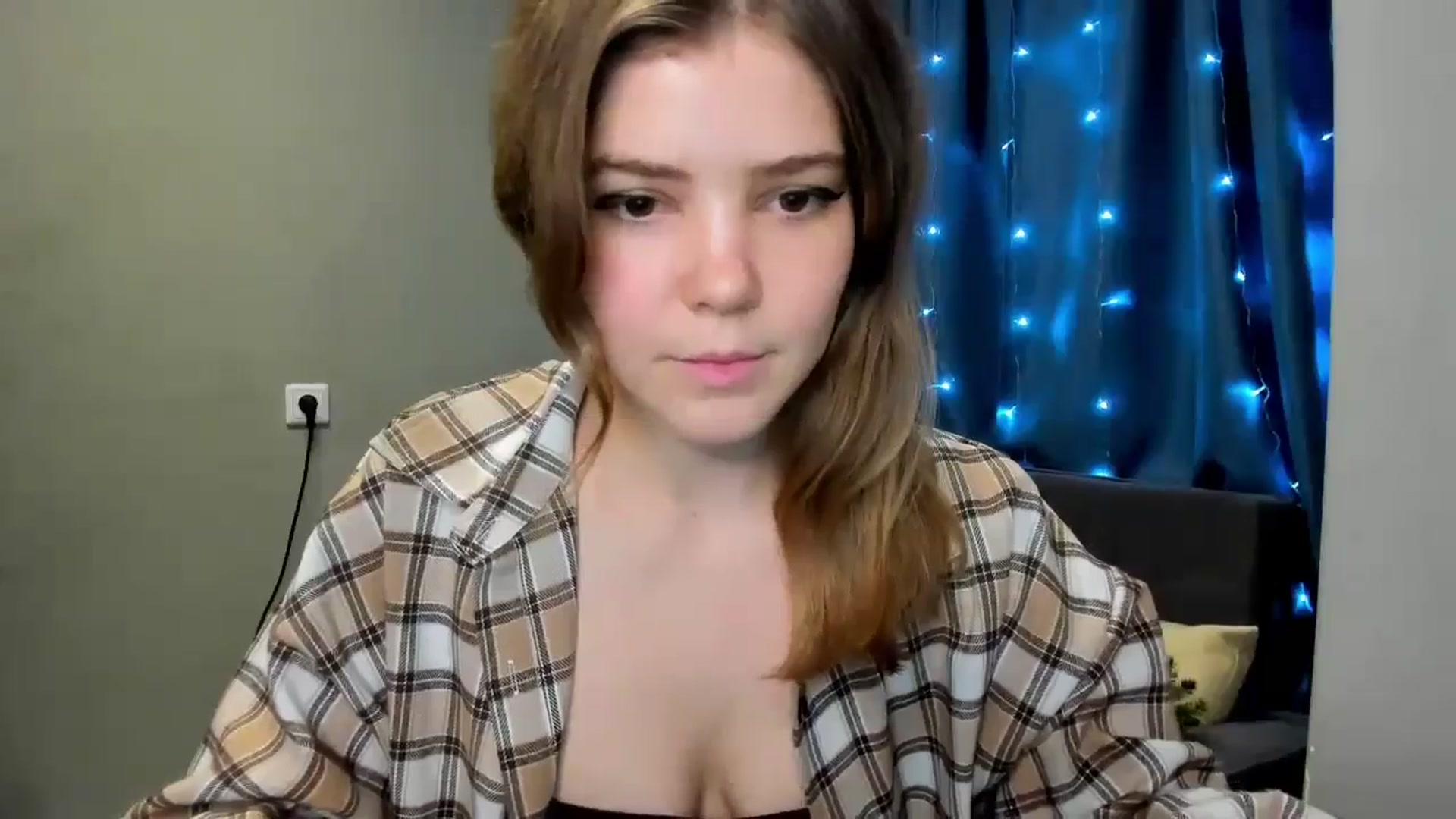 Gallery image thumbnail from EffyShy's myfreecams stream on, 12/24/2024, 23:48 image 5 of 20