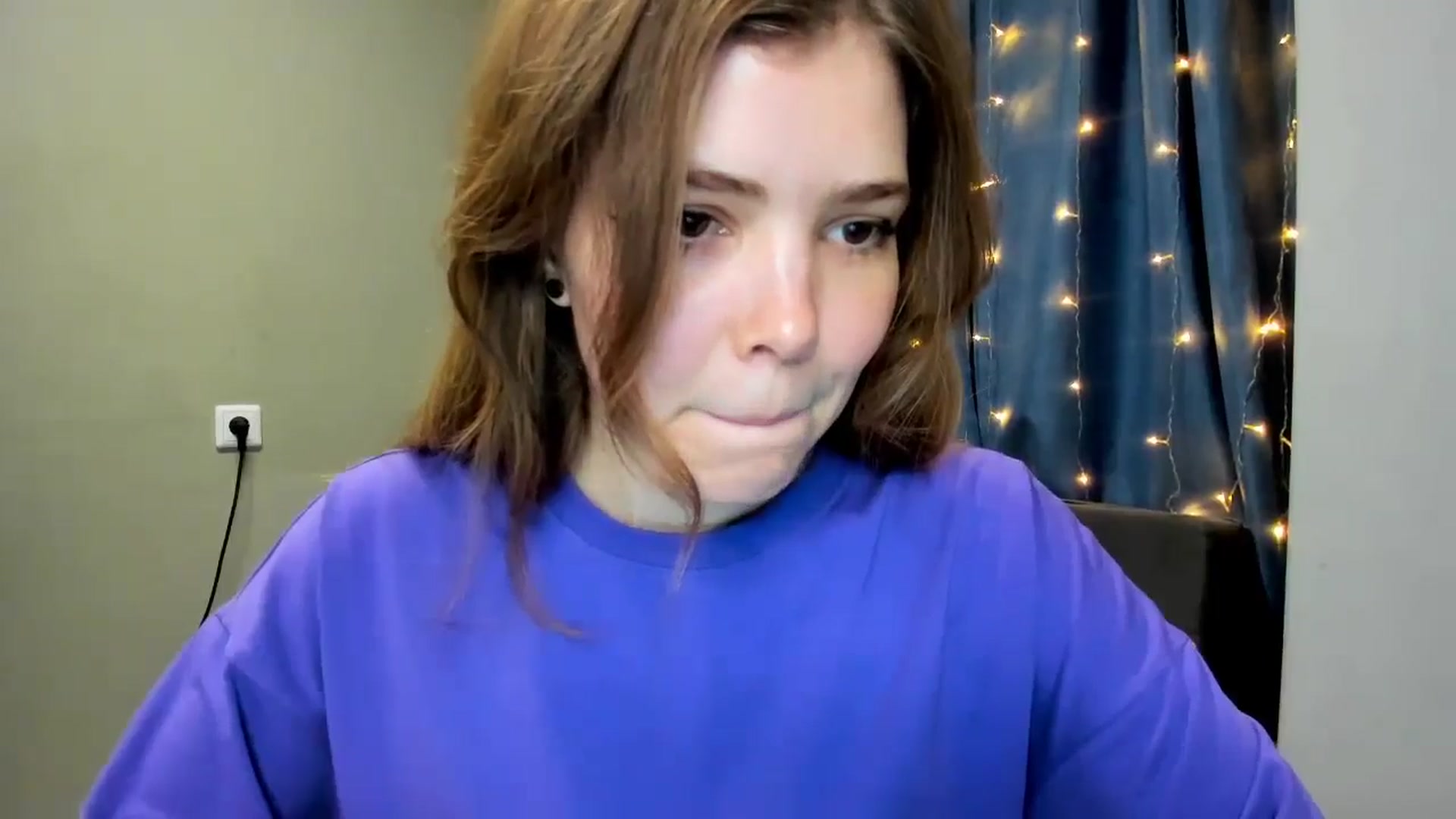 Gallery image thumbnail from EffyShy's myfreecams stream on, 01/03/2025, 18:06 image 4 of 20