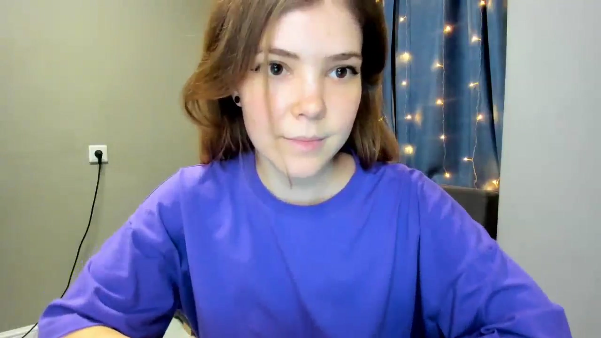 Gallery image thumbnail from EffyShy's myfreecams stream on, 01/06/2025, 18:01 image 8 of 20