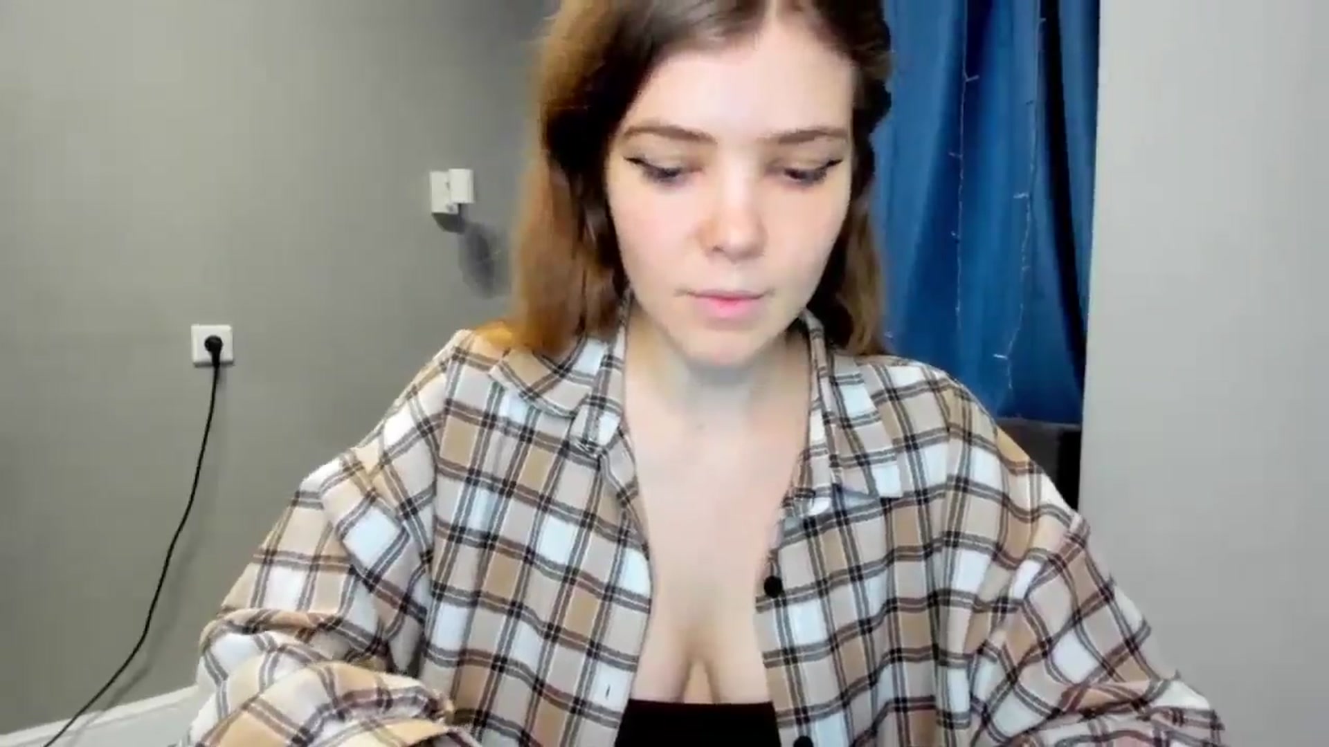 Gallery image thumbnail from EffyShy's myfreecams stream on, 01/08/2025, 13:18 image 10 of 20