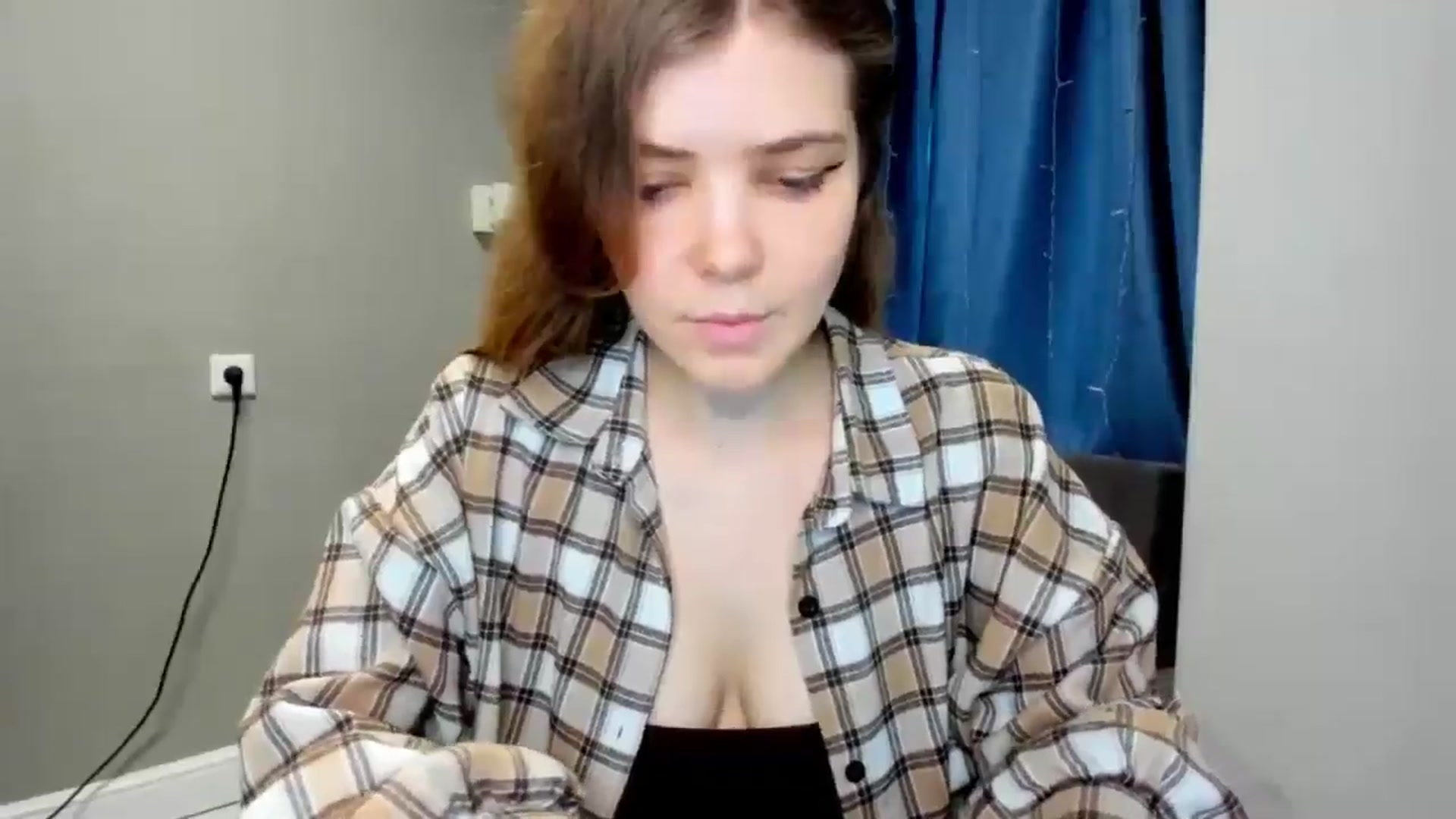 Gallery image thumbnail from EffyShy's myfreecams stream on, 01/08/2025, 13:18 image 4 of 20