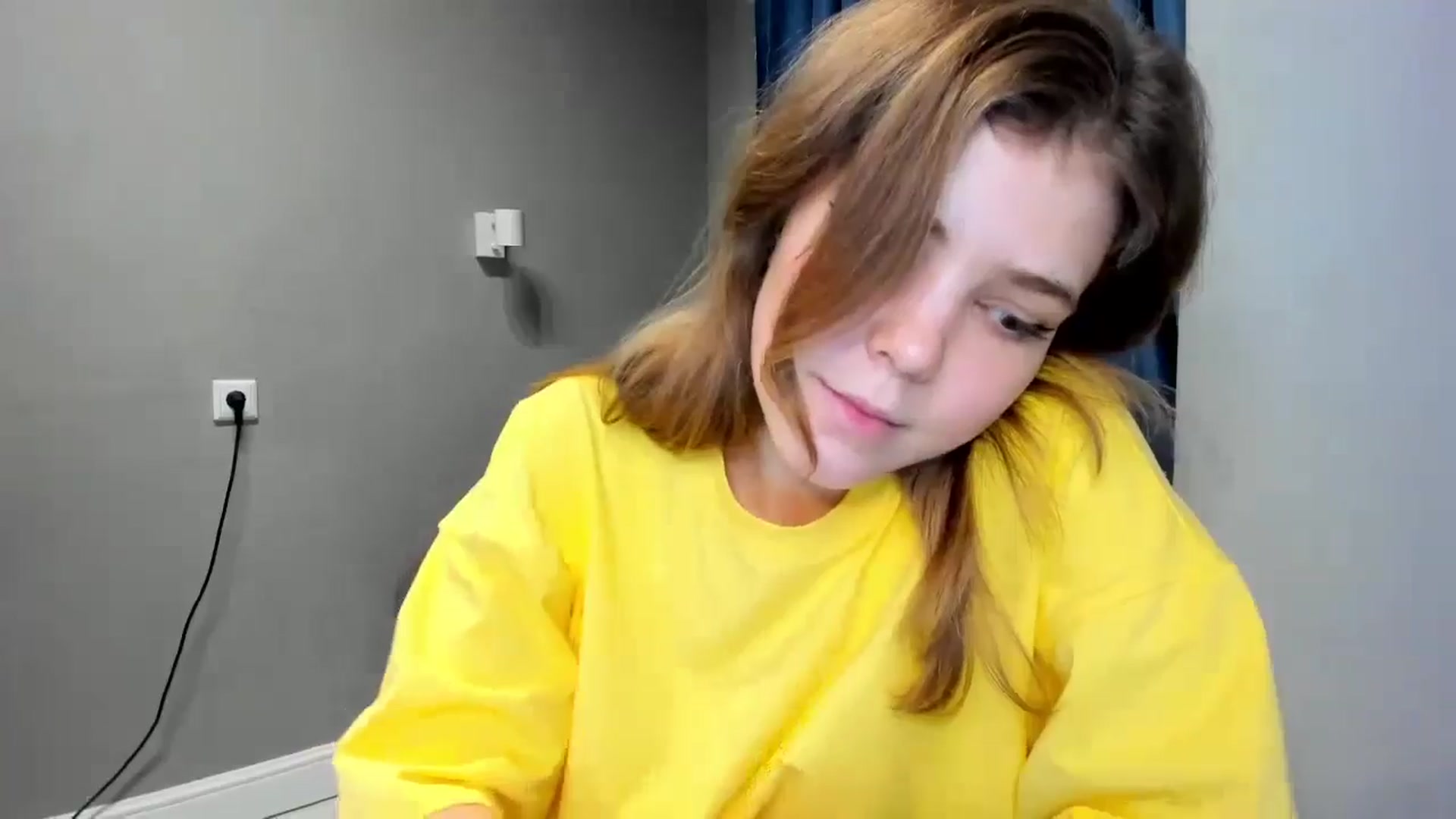 Gallery image thumbnail from EffyShy's myfreecams stream on, 01/12/2025, 21:37 image 14 of 20