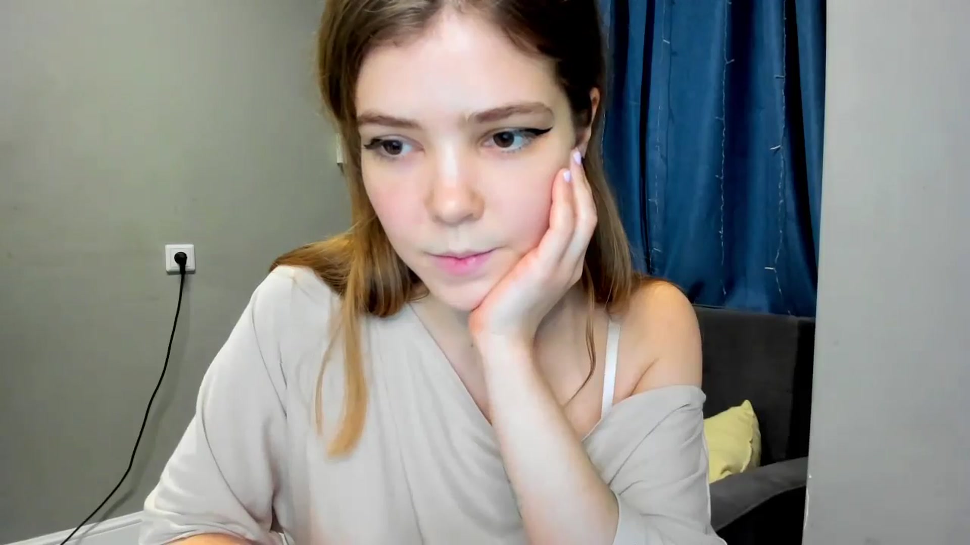 Gallery image thumbnail from EffyShy's myfreecams stream on, 01/13/2025, 21:13 image 10 of 20