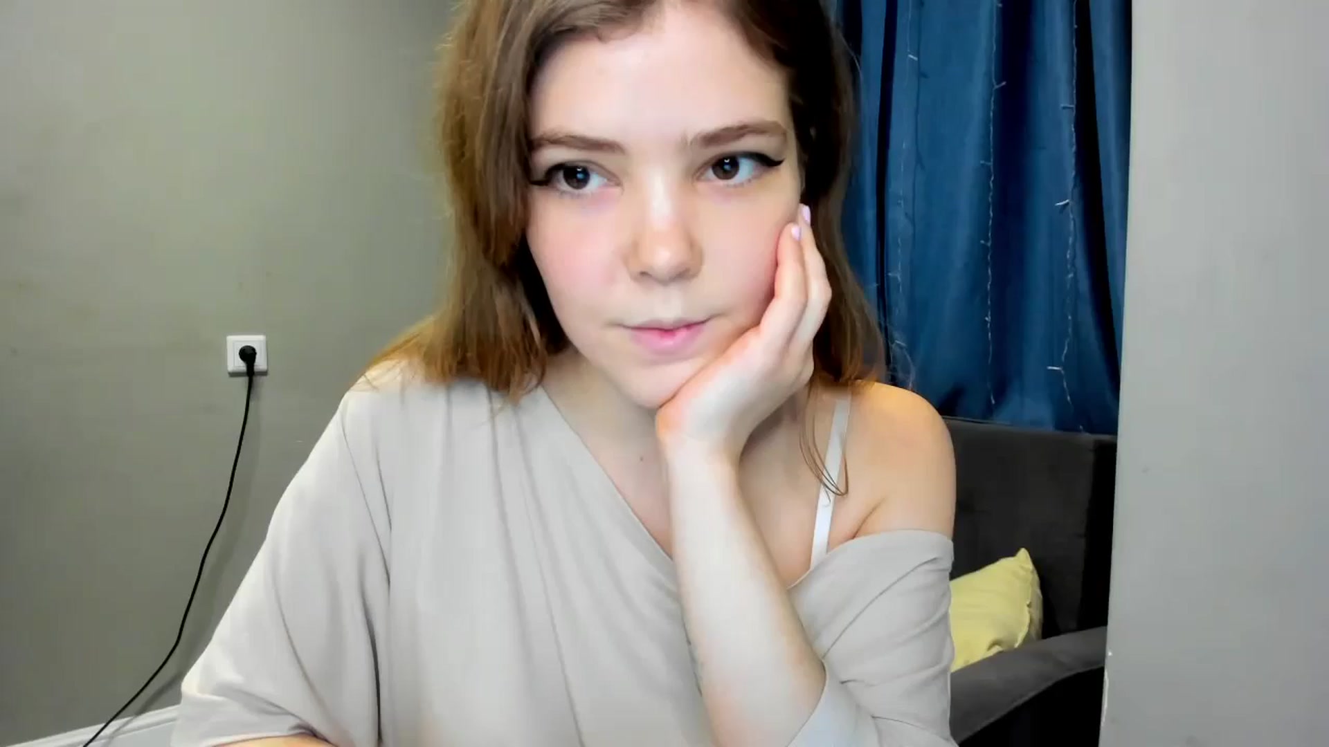 Gallery image thumbnail from EffyShy's myfreecams stream on, 01/13/2025, 21:13 image 6 of 20