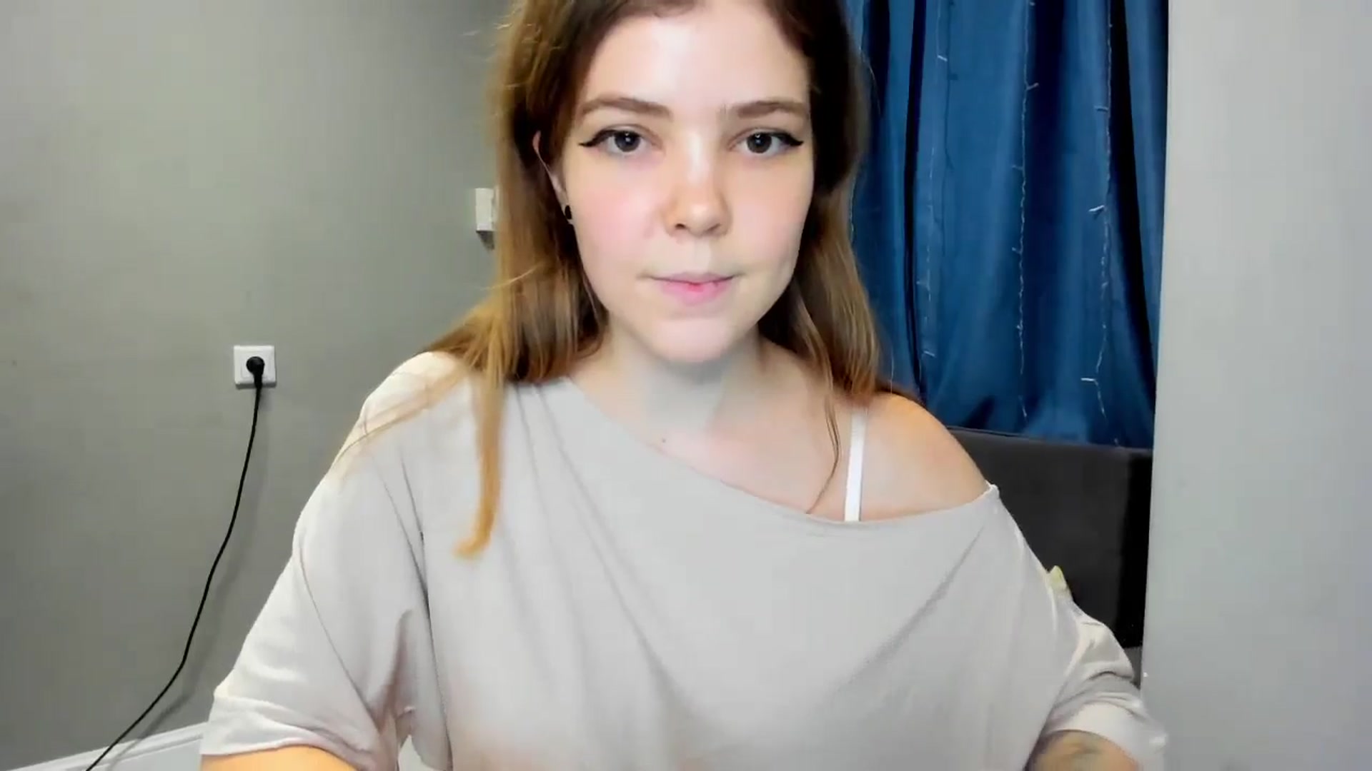 Gallery image thumbnail from EffyShy's myfreecams stream on, 01/13/2025, 21:13 image 8 of 20