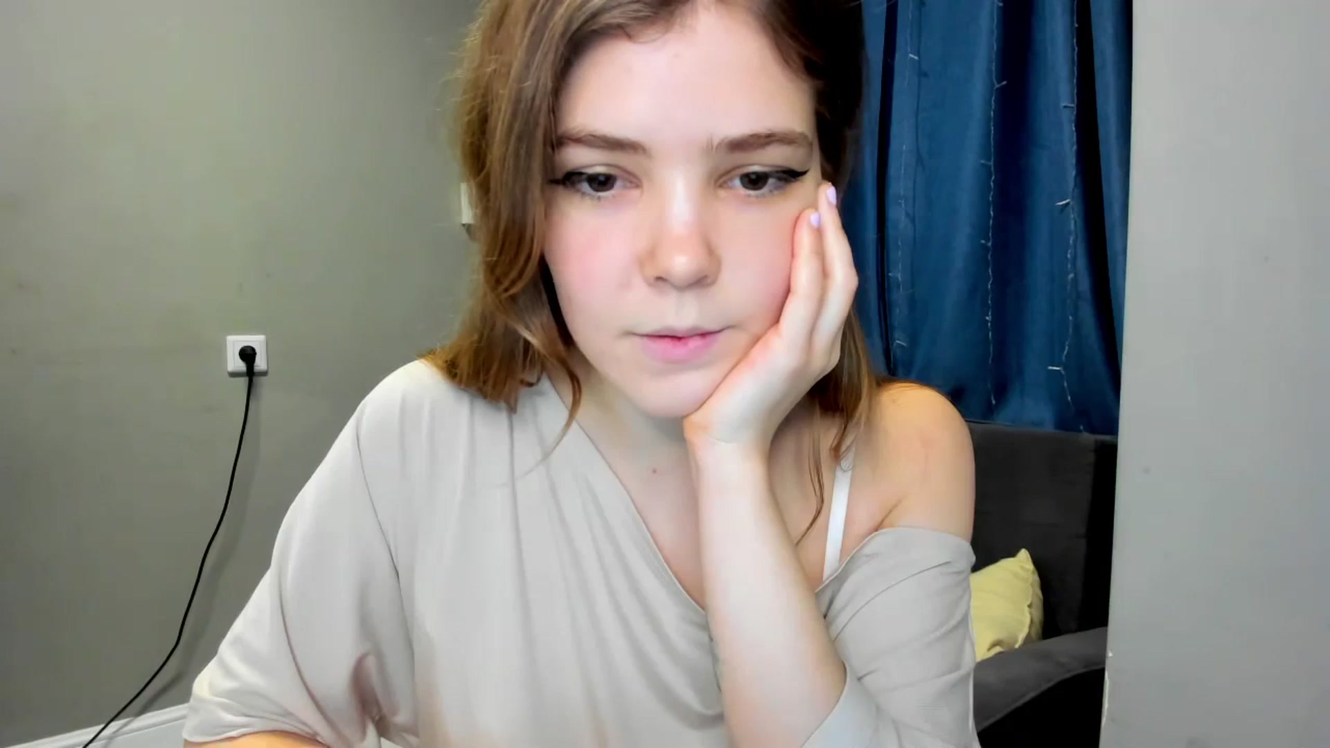 Gallery image thumbnail from EffyShy's myfreecams stream on, 01/13/2025, 21:13 image 14 of 20