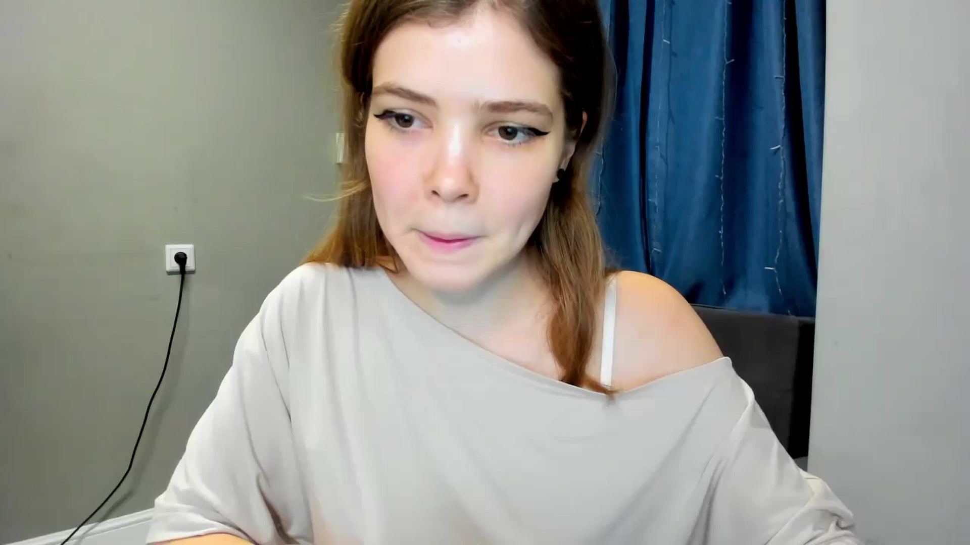 Gallery image thumbnail from EffyShy's myfreecams stream on, 01/13/2025, 21:13 image 4 of 20