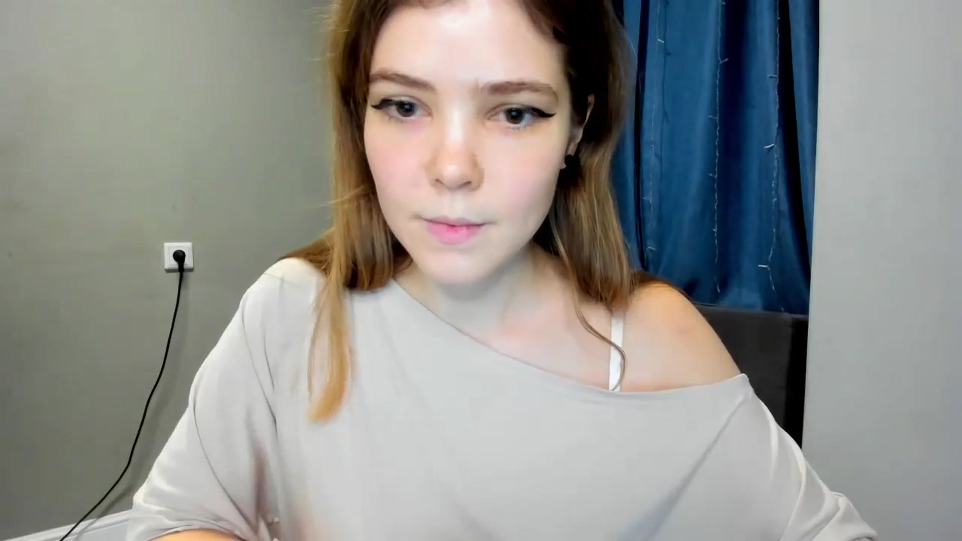 Gallery image thumbnail from EffyShy's myfreecams stream on, 01/13/2025, 21:13 image 9 of 20