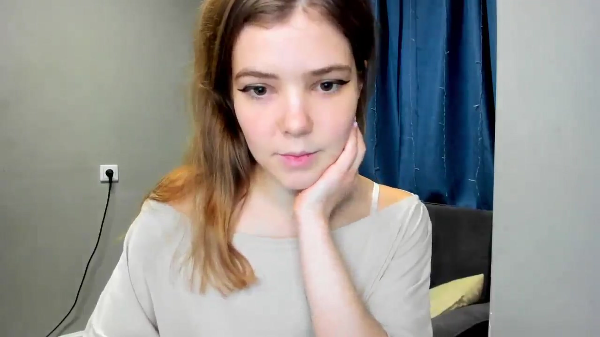 Gallery image thumbnail from EffyShy's myfreecams stream on, 01/14/2025, 20:27 image 6 of 20