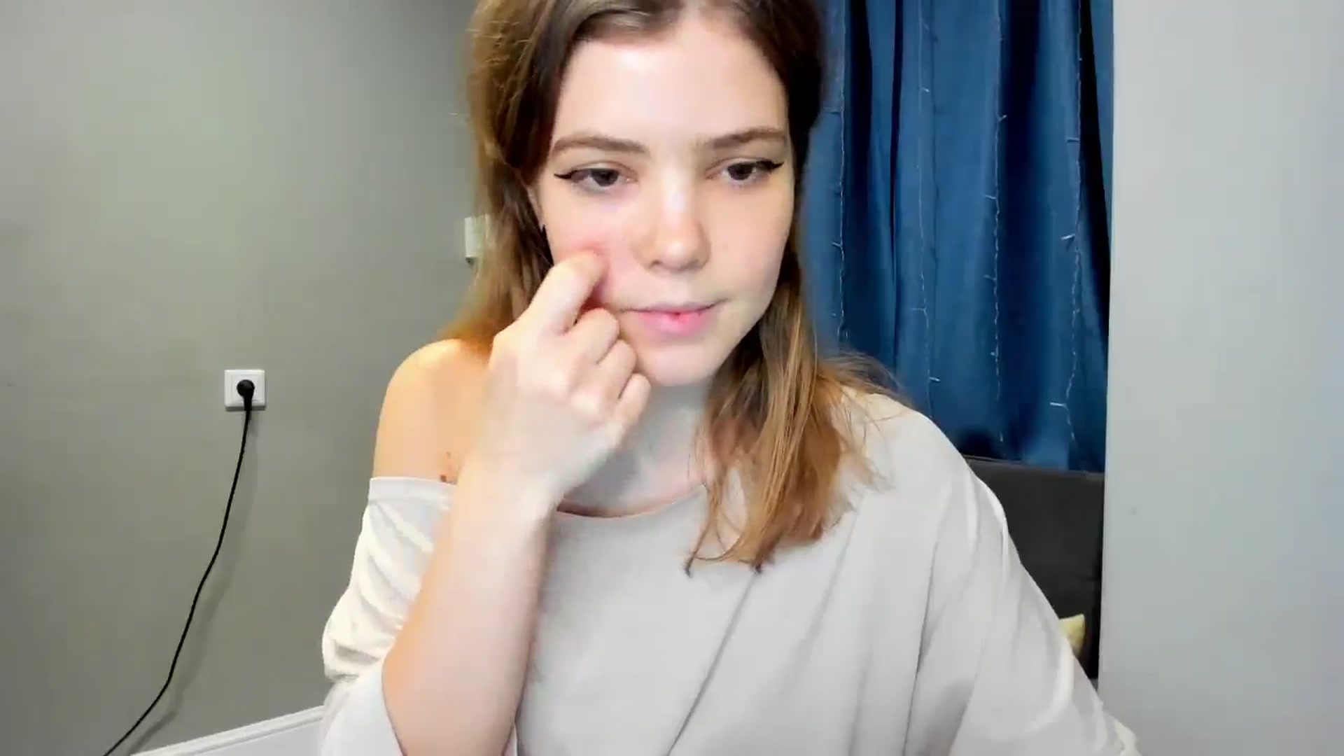 Gallery image thumbnail from EffyShy's myfreecams stream on, 01/14/2025, 20:50 image 14 of 20