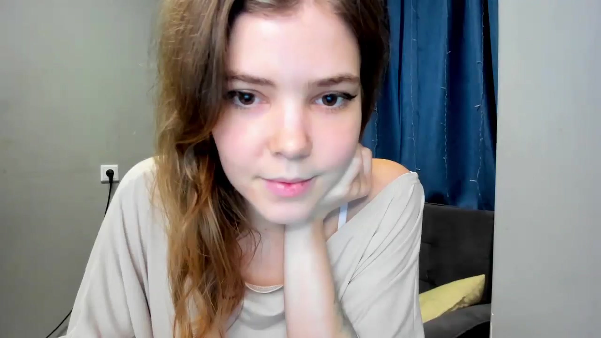 Gallery image thumbnail from EffyShy's myfreecams stream on, 01/14/2025, 20:50 image 16 of 20