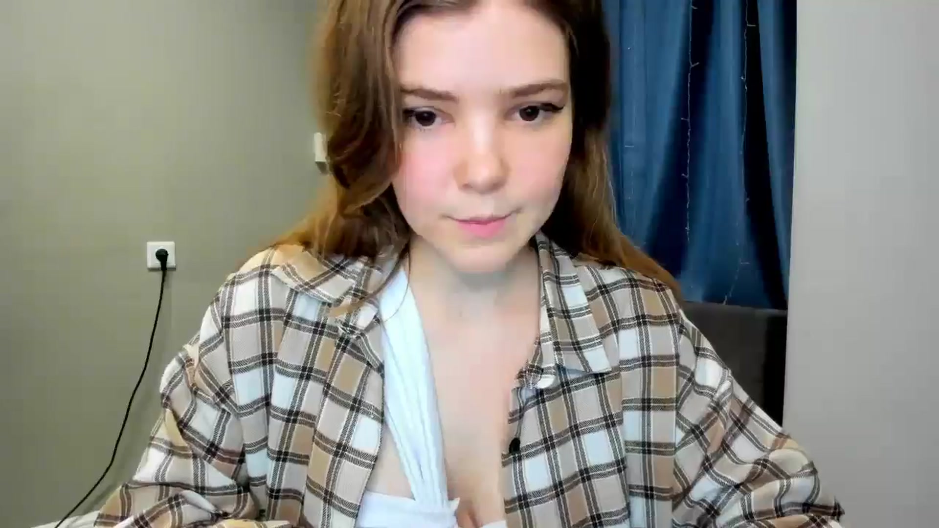Gallery image thumbnail from EffyShy's myfreecams stream on, 01/26/2025, 19:47 image 15 of 20