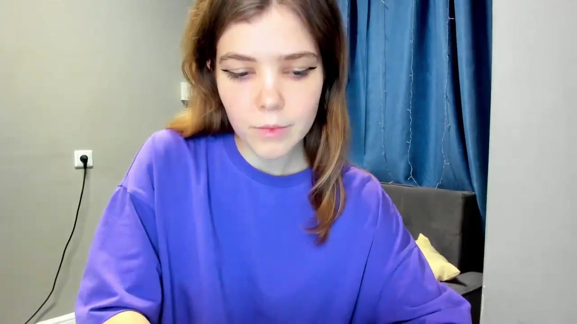 Gallery image thumbnail from EffyShy's myfreecams stream on, 01/30/2025, 15:04 image 11 of 20