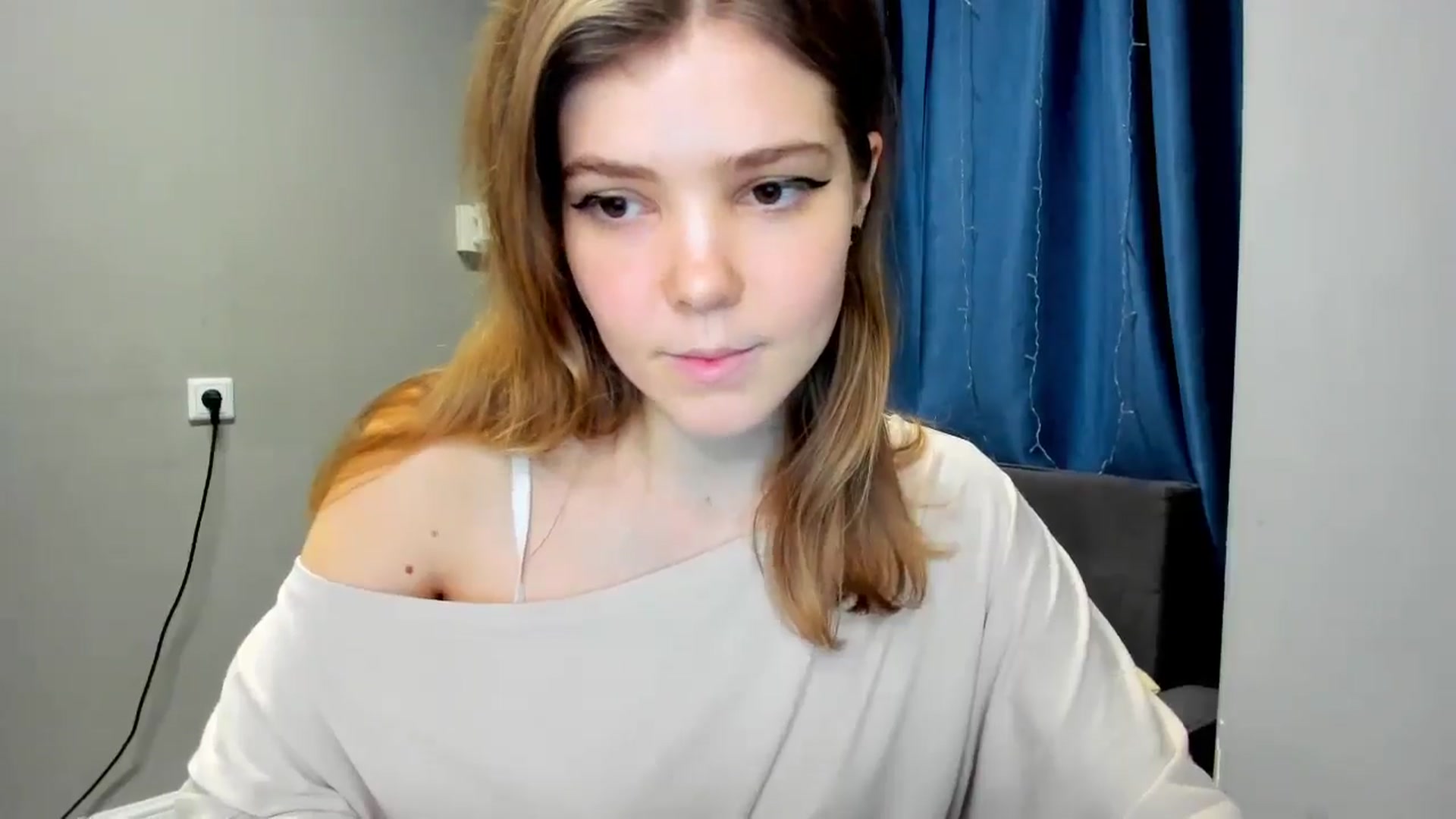 Gallery image thumbnail from EffyShy's myfreecams stream on, 01/30/2025, 17:56 image 10 of 20