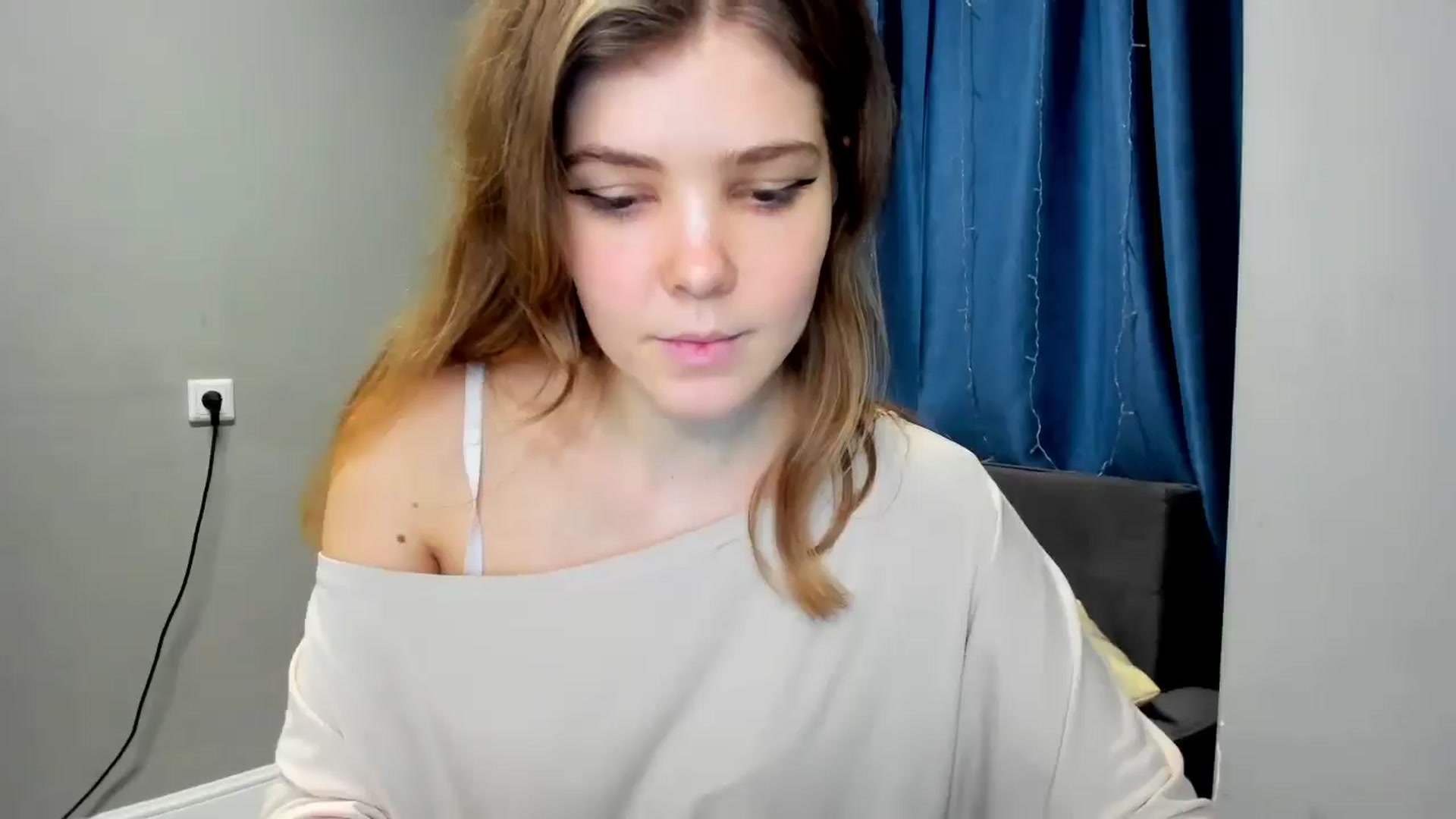 Gallery image thumbnail from EffyShy's myfreecams stream on, 01/30/2025, 17:56 image 6 of 20