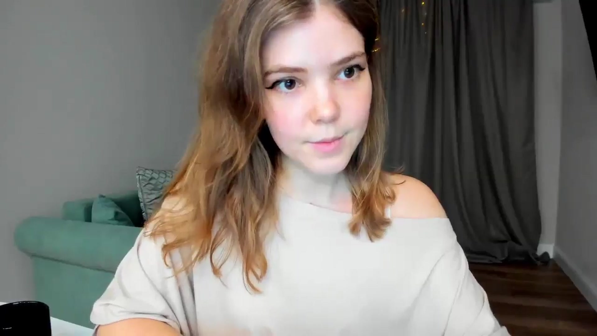 Gallery image thumbnail from EffyShy's myfreecams stream on, 03/10/2025, 18:35 image 18 of 20