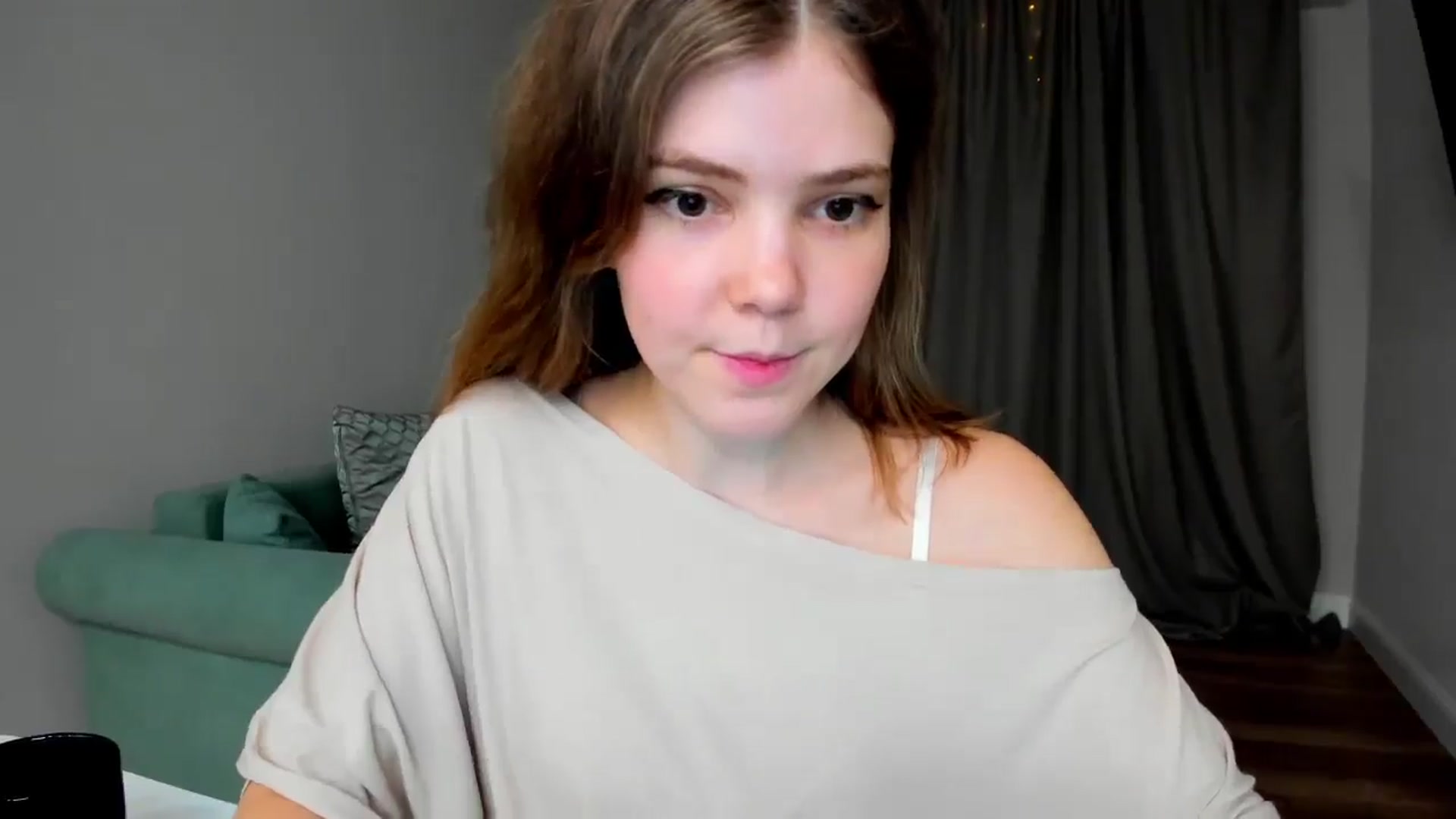Gallery image thumbnail from EffyShy's myfreecams stream on, 03/10/2025, 18:35 image 20 of 20