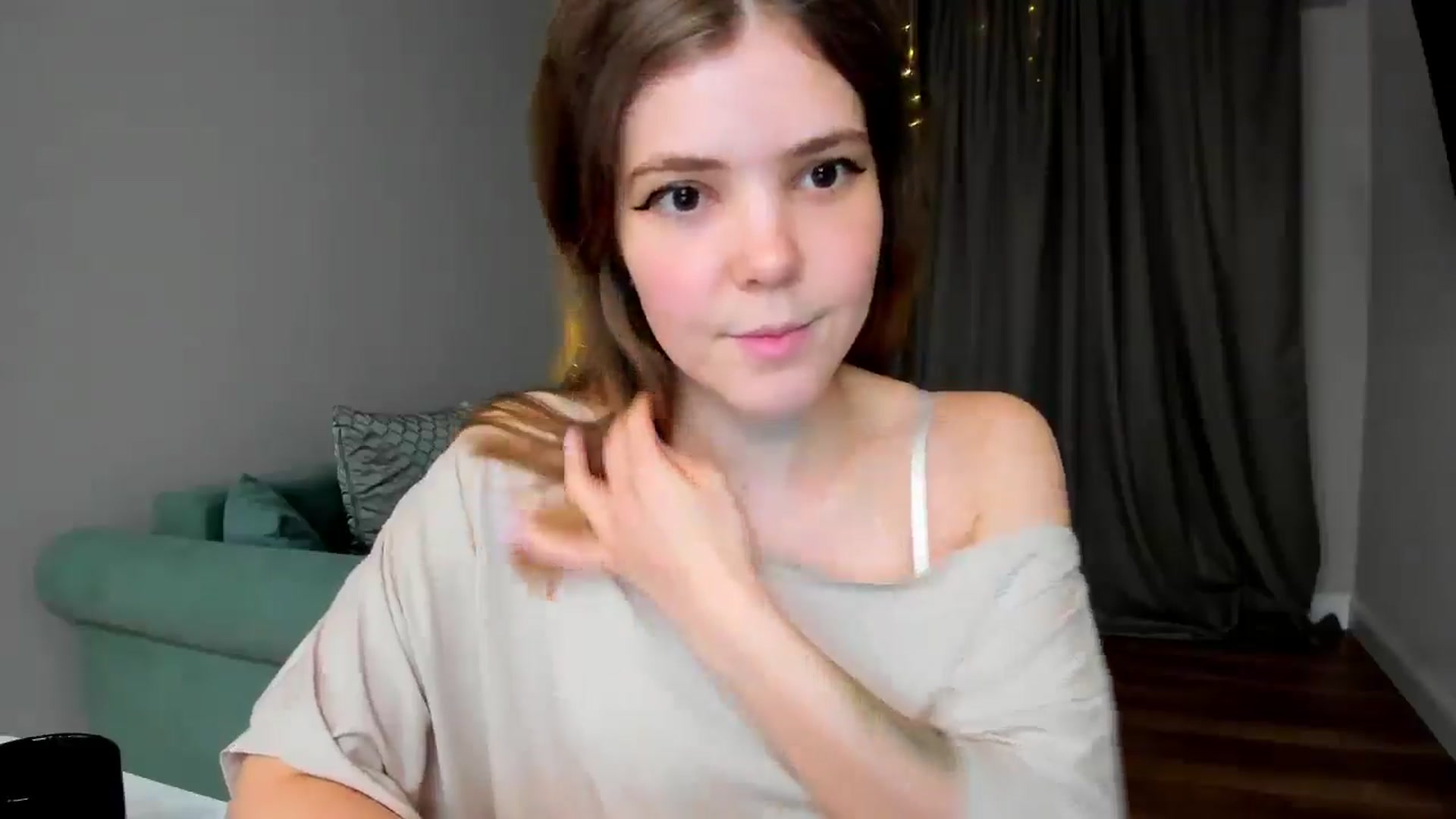 Gallery image thumbnail from EffyShy's myfreecams stream on, 03/10/2025, 18:35 image 11 of 20