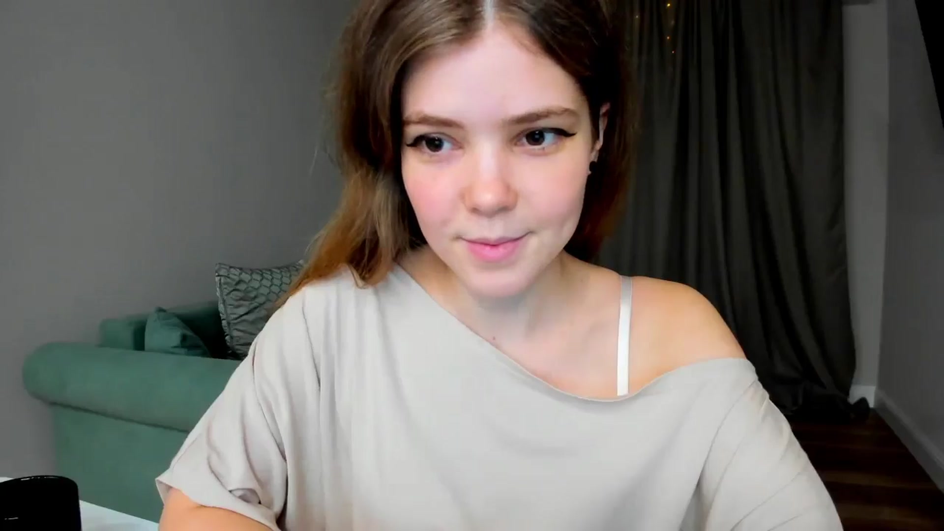 Gallery image thumbnail from EffyShy's myfreecams stream on, 03/10/2025, 18:35 image 10 of 20