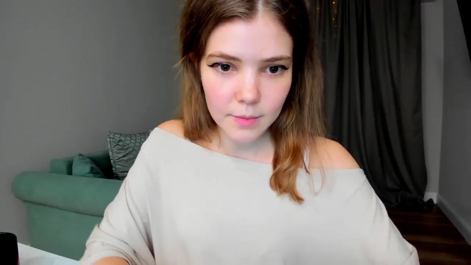 Gallery image thumbnail from EffyShy's myfreecams stream on, 03/10/2025, 19:10 image 6 of 20