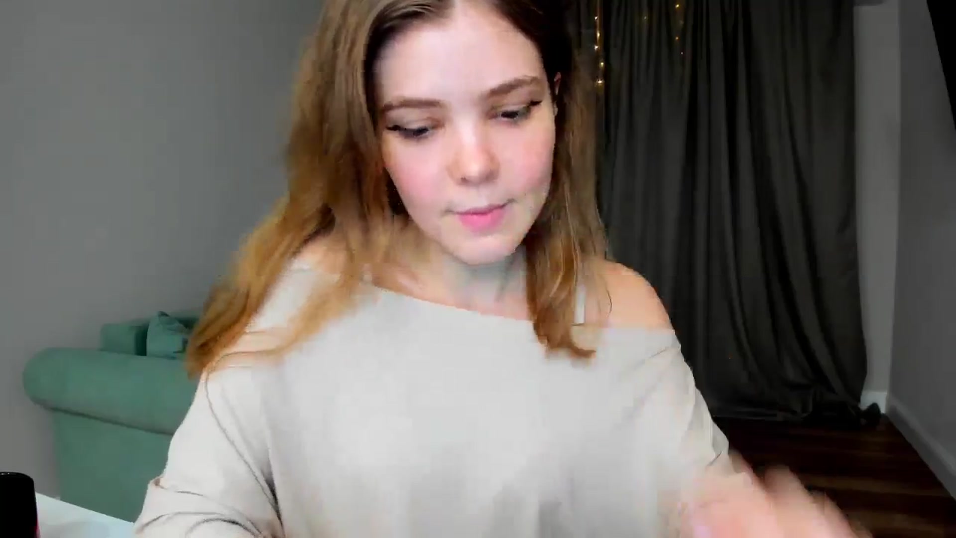 Gallery image thumbnail from EffyShy's myfreecams stream on, 03/10/2025, 19:10 image 12 of 20