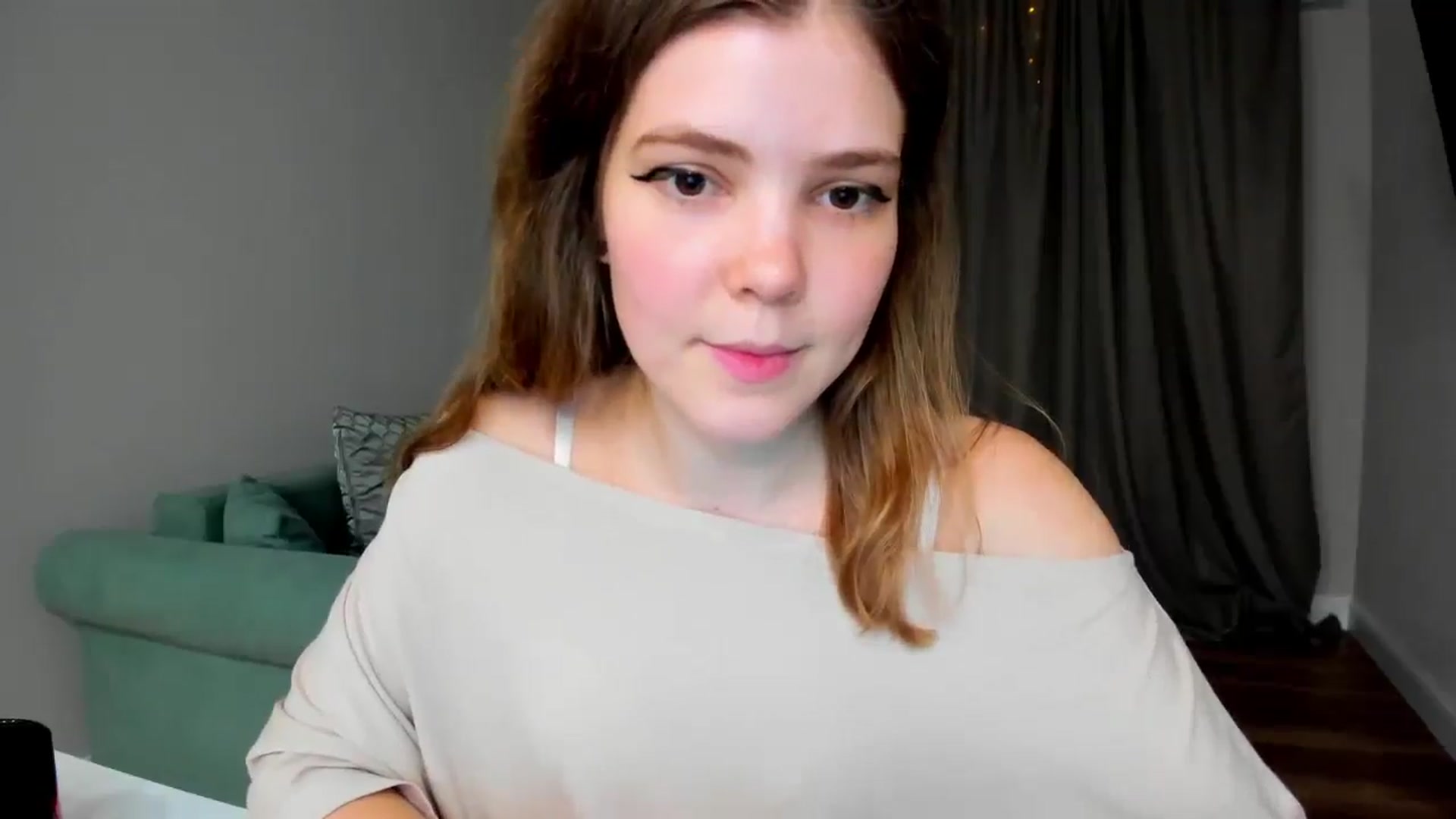 Gallery image thumbnail from EffyShy's myfreecams stream on, 03/10/2025, 19:10 image 16 of 20