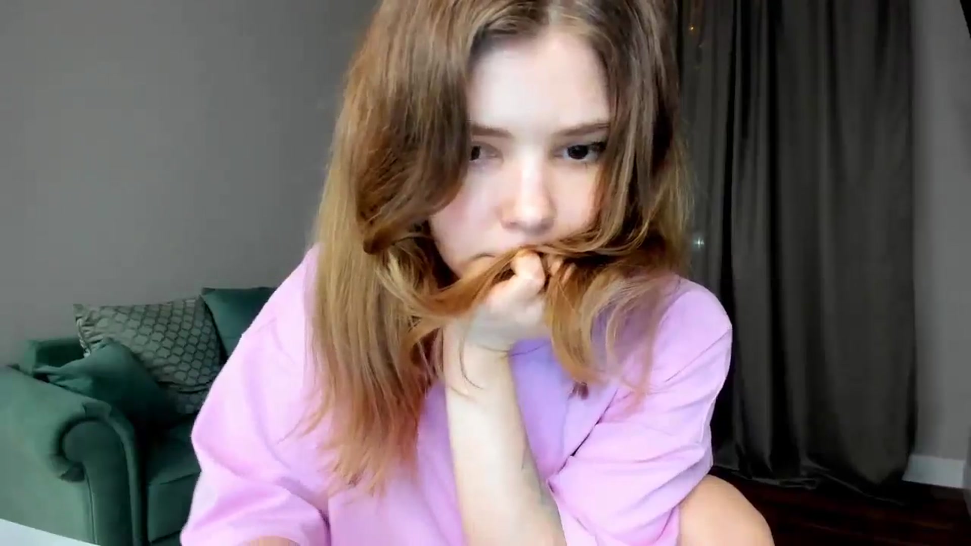 Gallery image thumbnail from EffyShy's myfreecams stream on, 03/16/2025, 21:23 image 3 of 20
