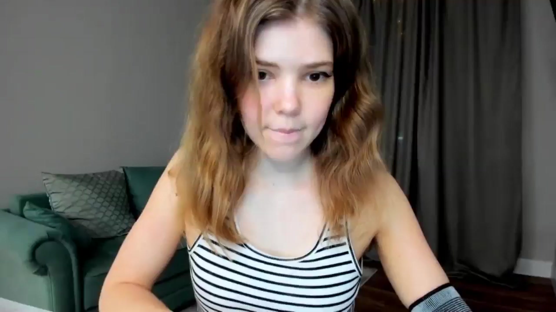 Gallery image thumbnail from EffyShy's myfreecams stream on, 03/18/2025, 18:51 image 12 of 20