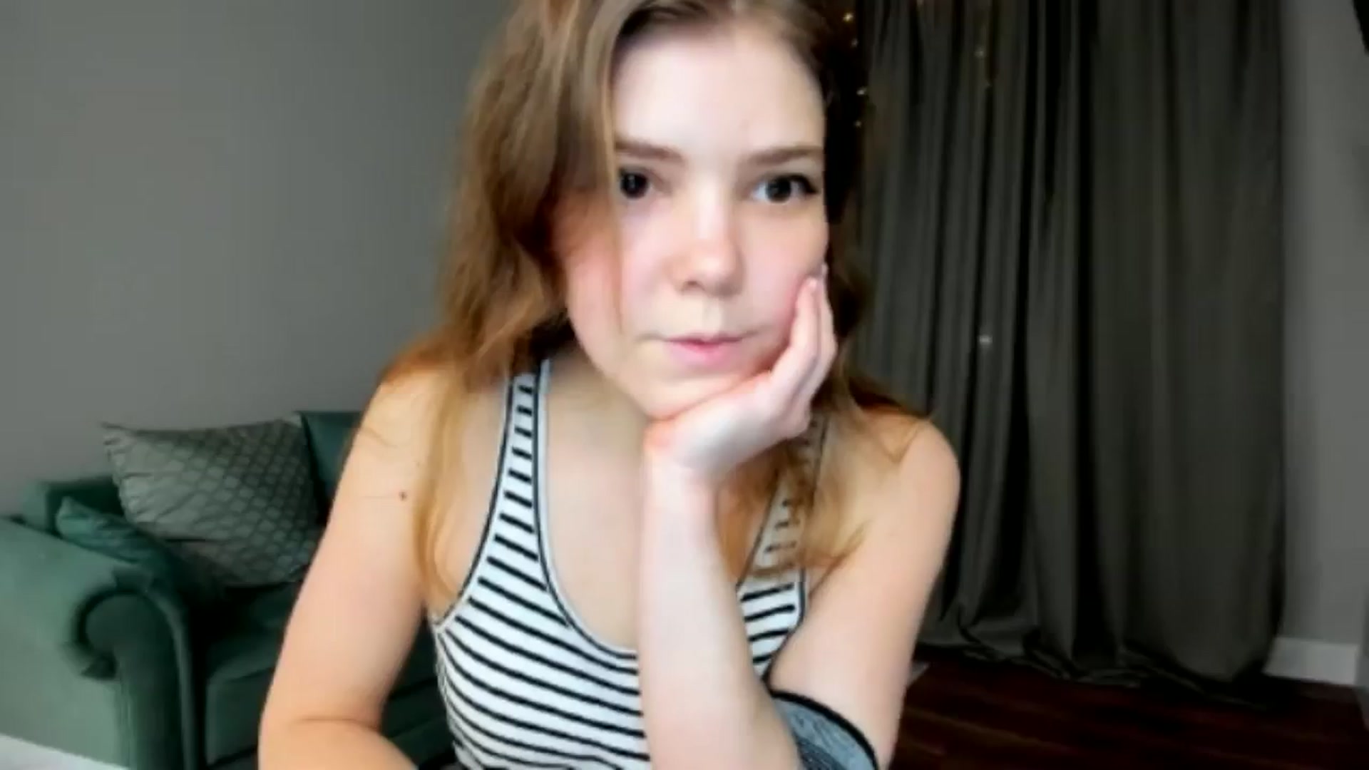 Gallery image thumbnail from EffyShy's myfreecams stream on, 03/18/2025, 18:51 image 10 of 20