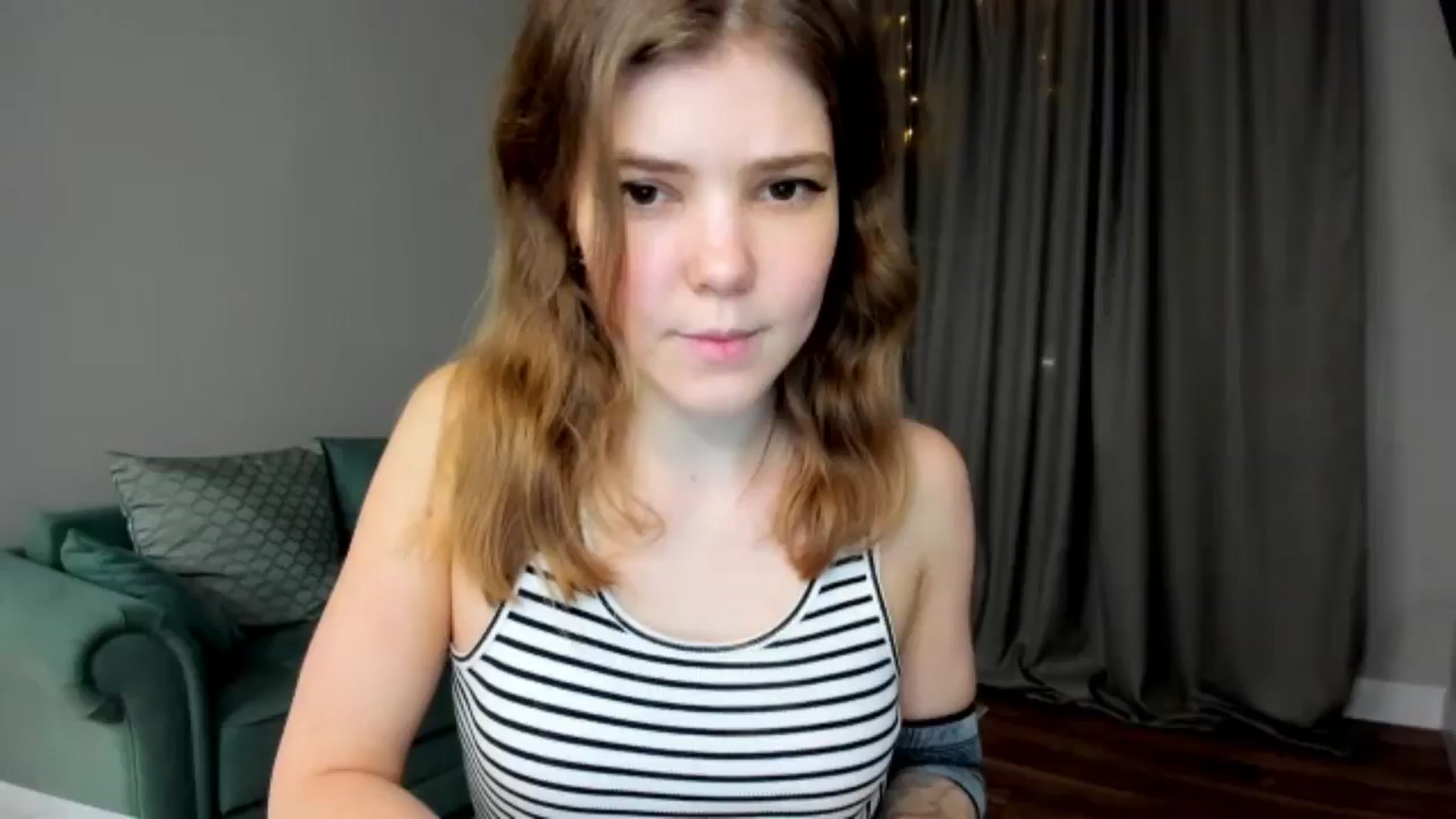 Gallery image thumbnail from EffyShy's myfreecams stream on, 03/18/2025, 18:51 image 2 of 20
