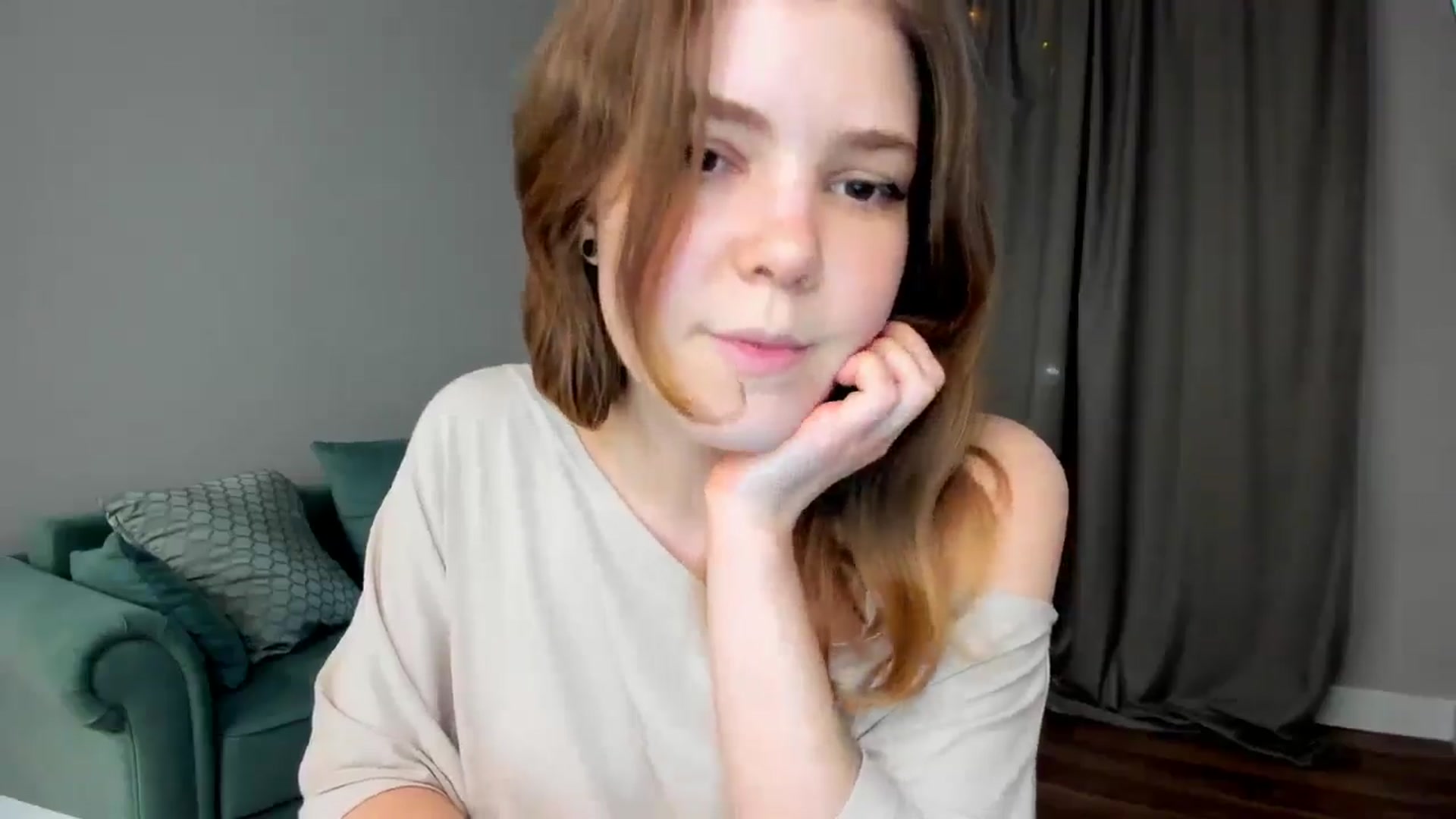 Gallery image thumbnail from EffyShy's myfreecams stream on, 03/22/2025, 20:02 image 13 of 20
