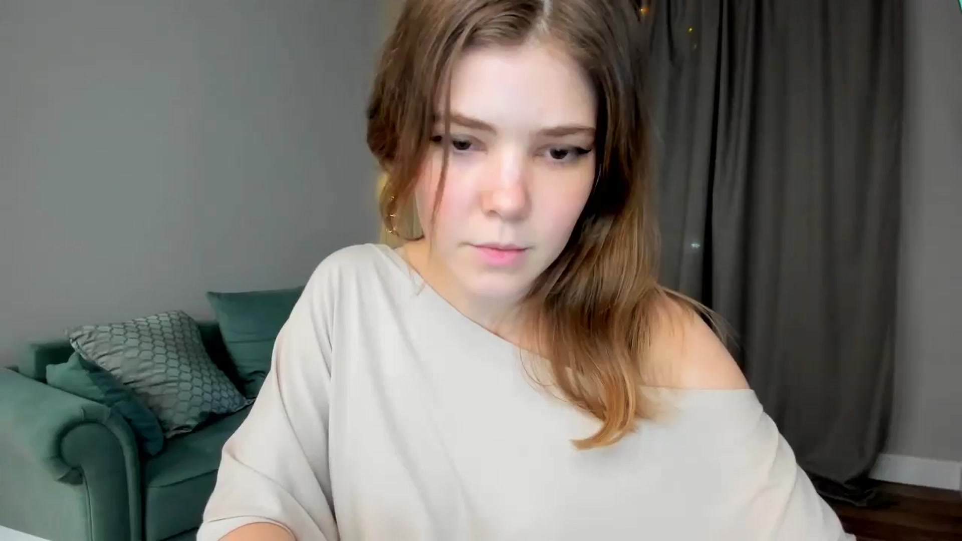 Gallery image thumbnail from EffyShy's myfreecams stream on, 03/22/2025, 20:02 image 10 of 20