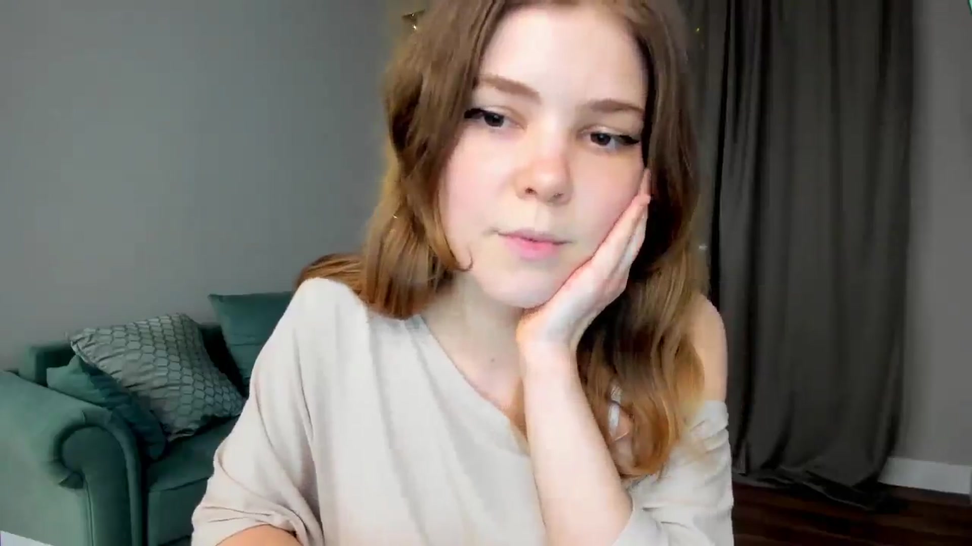 Gallery image thumbnail from EffyShy's myfreecams stream on, 03/22/2025, 20:02 image 19 of 20