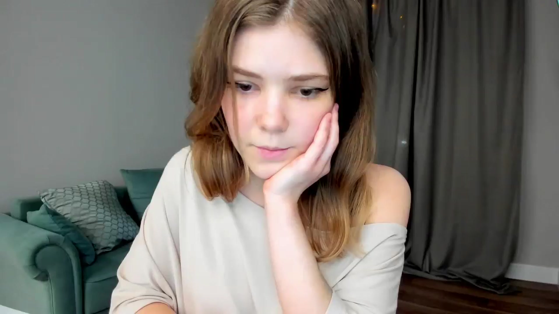 Gallery image thumbnail from EffyShy's myfreecams stream on, 03/22/2025, 20:02 image 6 of 20