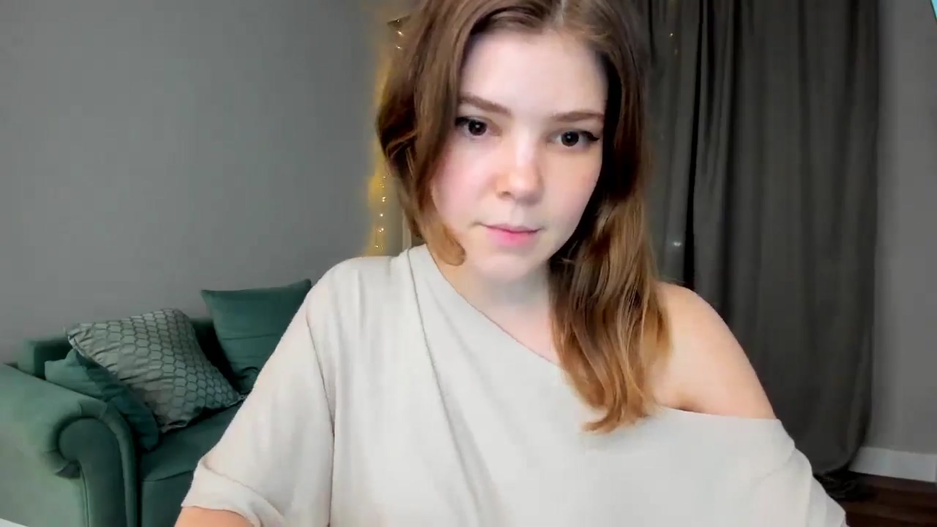 Gallery image thumbnail from EffyShy's myfreecams stream on, 03/22/2025, 21:04 image 4 of 20