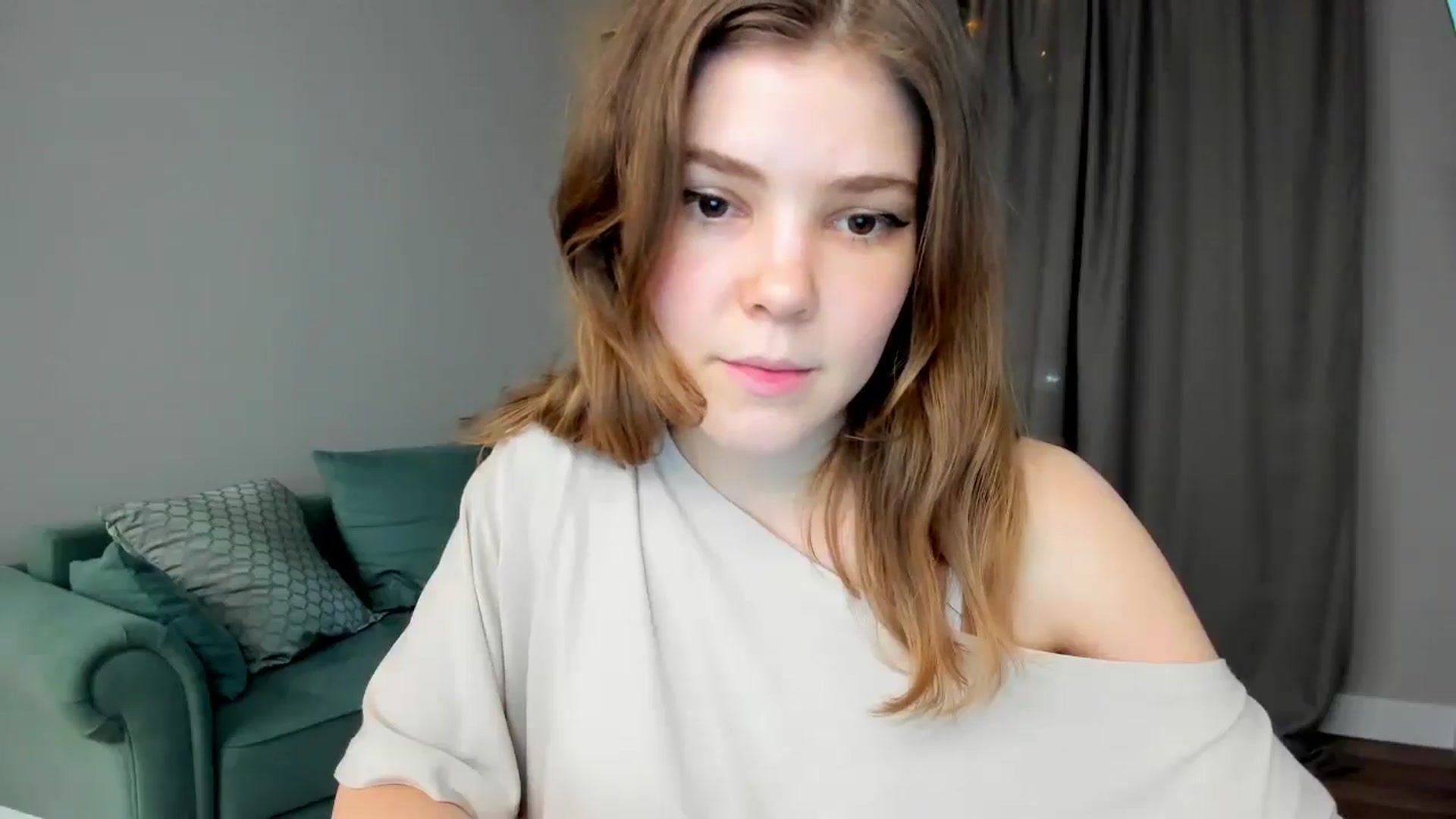 Gallery image thumbnail from EffyShy's myfreecams stream on, 03/22/2025, 21:04 image 6 of 20