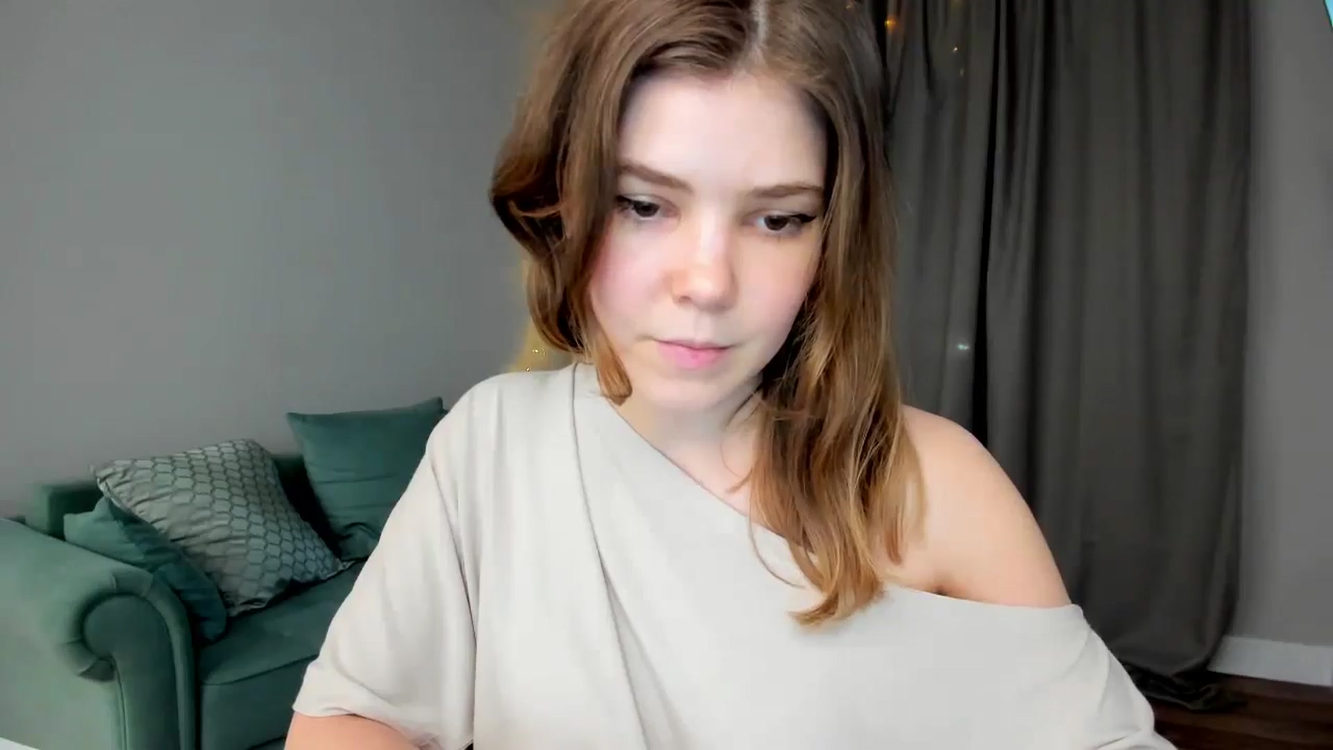 Gallery image thumbnail from EffyShy's myfreecams stream on, 03/22/2025, 21:04 image 19 of 20