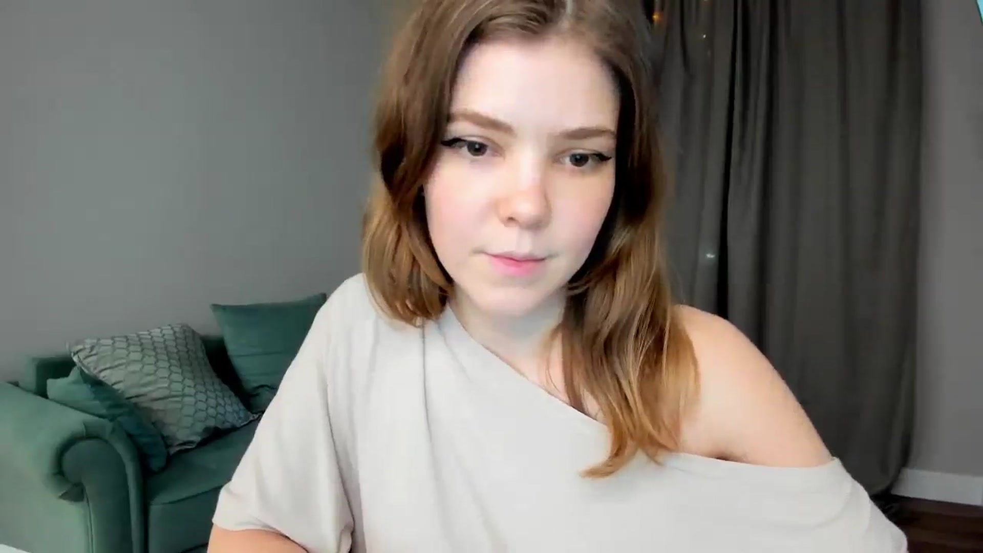 Gallery image thumbnail from EffyShy's myfreecams stream on, 03/22/2025, 21:04 image 15 of 20