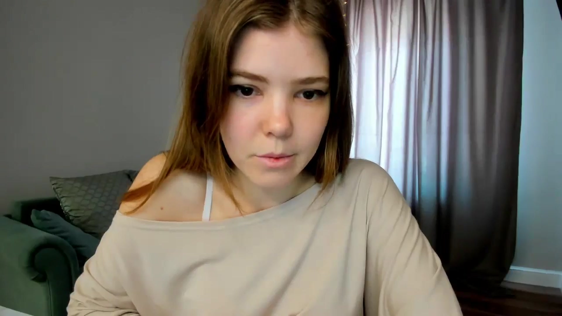 Gallery image thumbnail from EffyShy's myfreecams stream on, 04/05/2025, 10:19 image 12 of 20