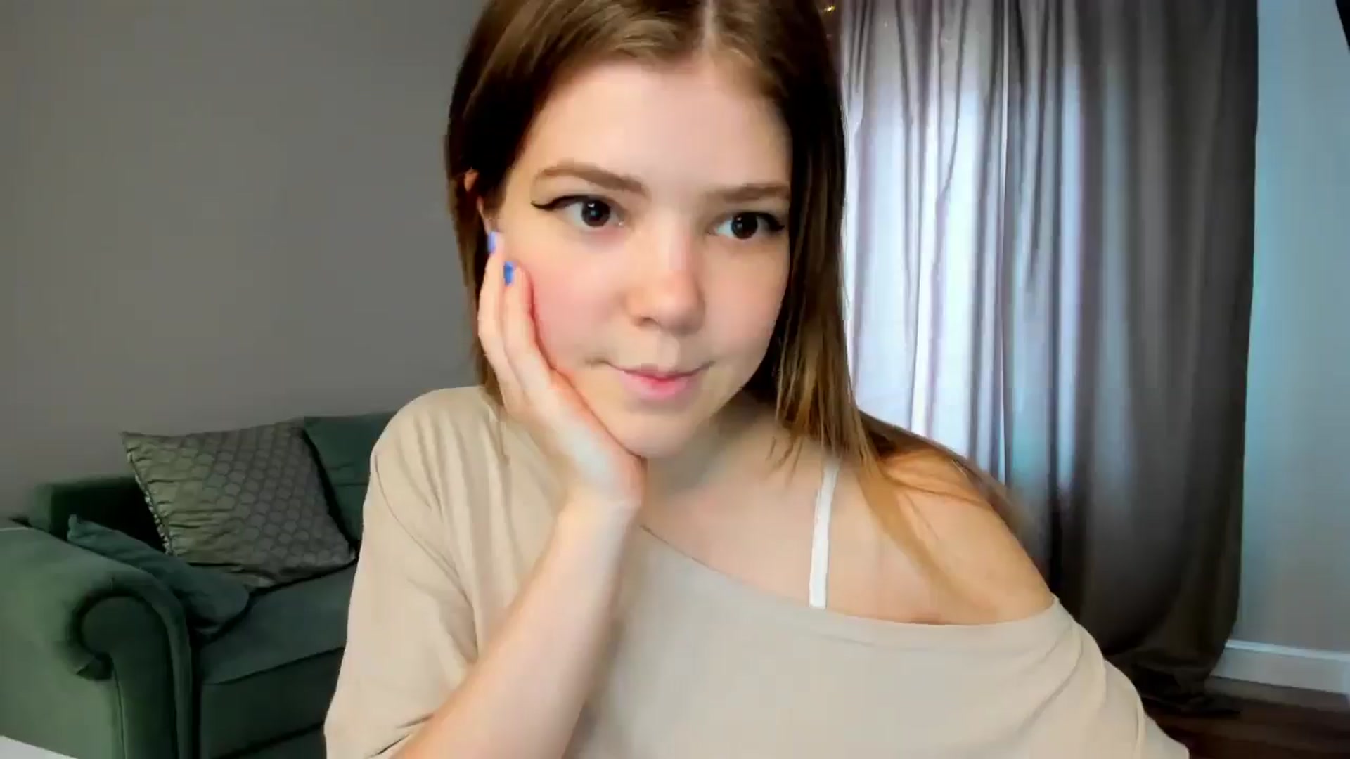 Gallery image thumbnail from EffyShy's myfreecams stream on, 04/05/2025, 13:24 image 14 of 20