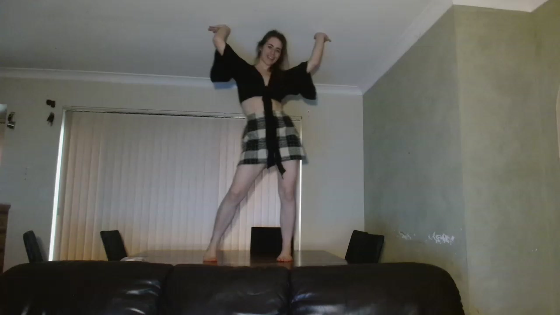 Gallery image thumbnail from EffyTudor's myfreecams stream on, 11/15/2022, 08:16 image 6 of 20