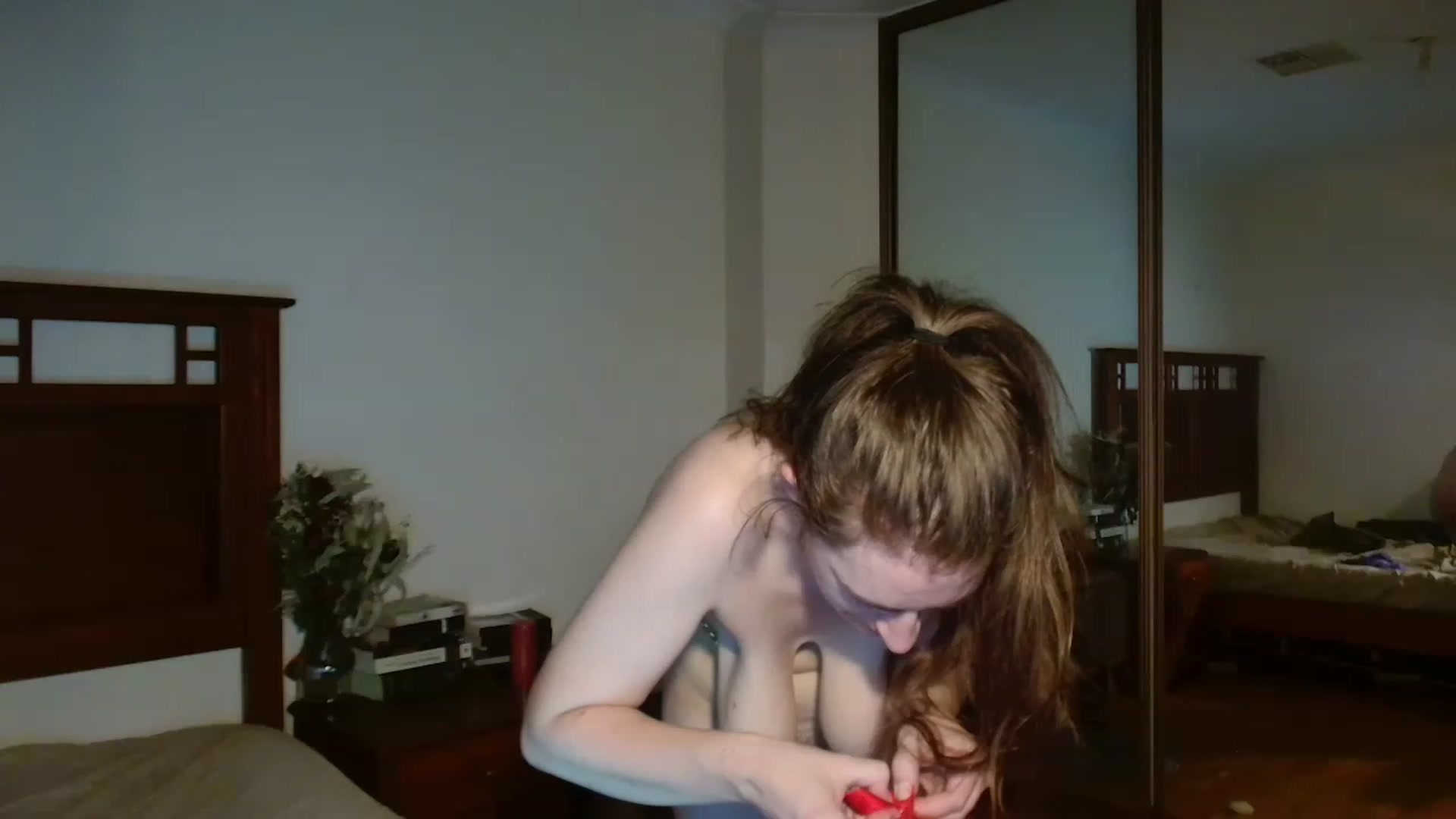 Gallery image thumbnail from EffyTudor's myfreecams stream on, 11/16/2022, 08:10 image 18 of 20