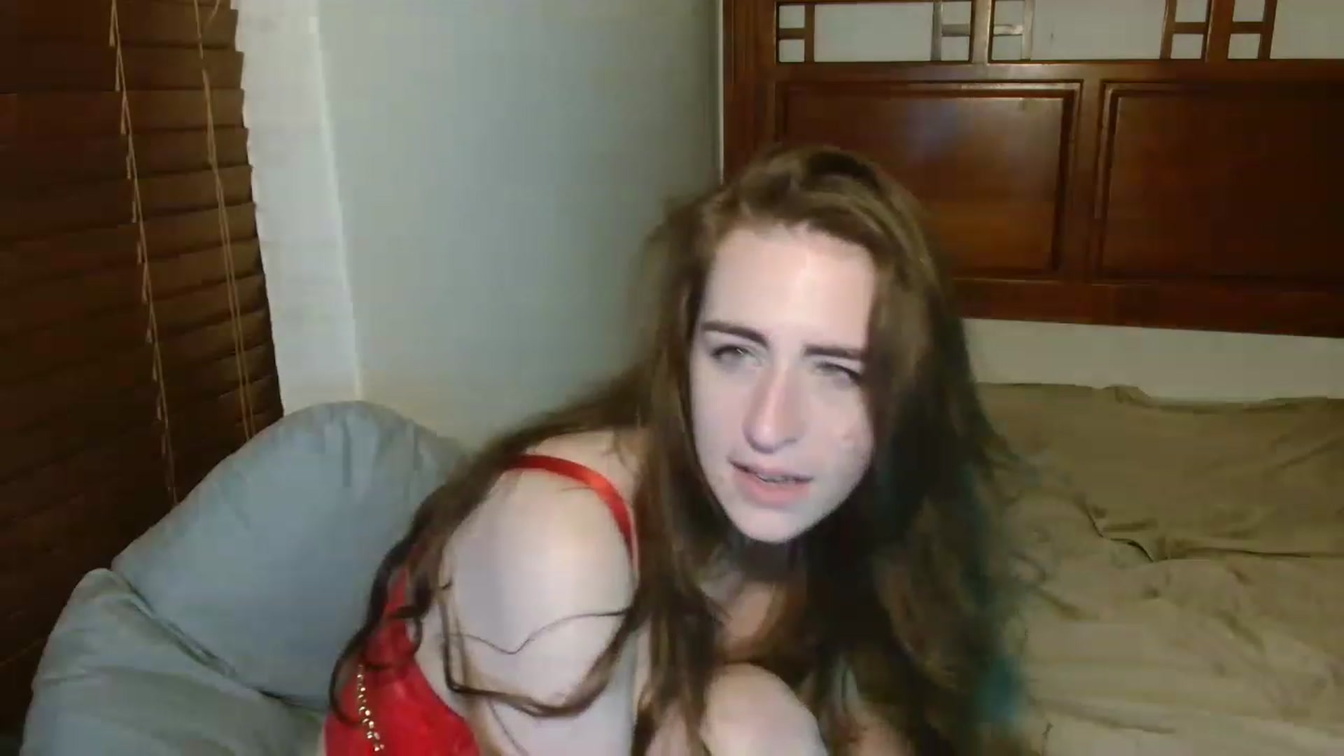 Gallery image thumbnail from EffyTudor's myfreecams stream on, 11/18/2022, 05:48 image 9 of 20