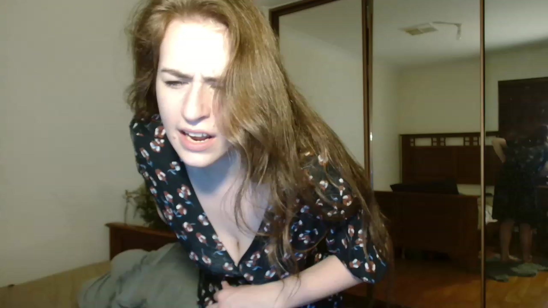 Gallery image thumbnail from EffyTudor's myfreecams stream on, 12/06/2022, 09:06 image 8 of 20