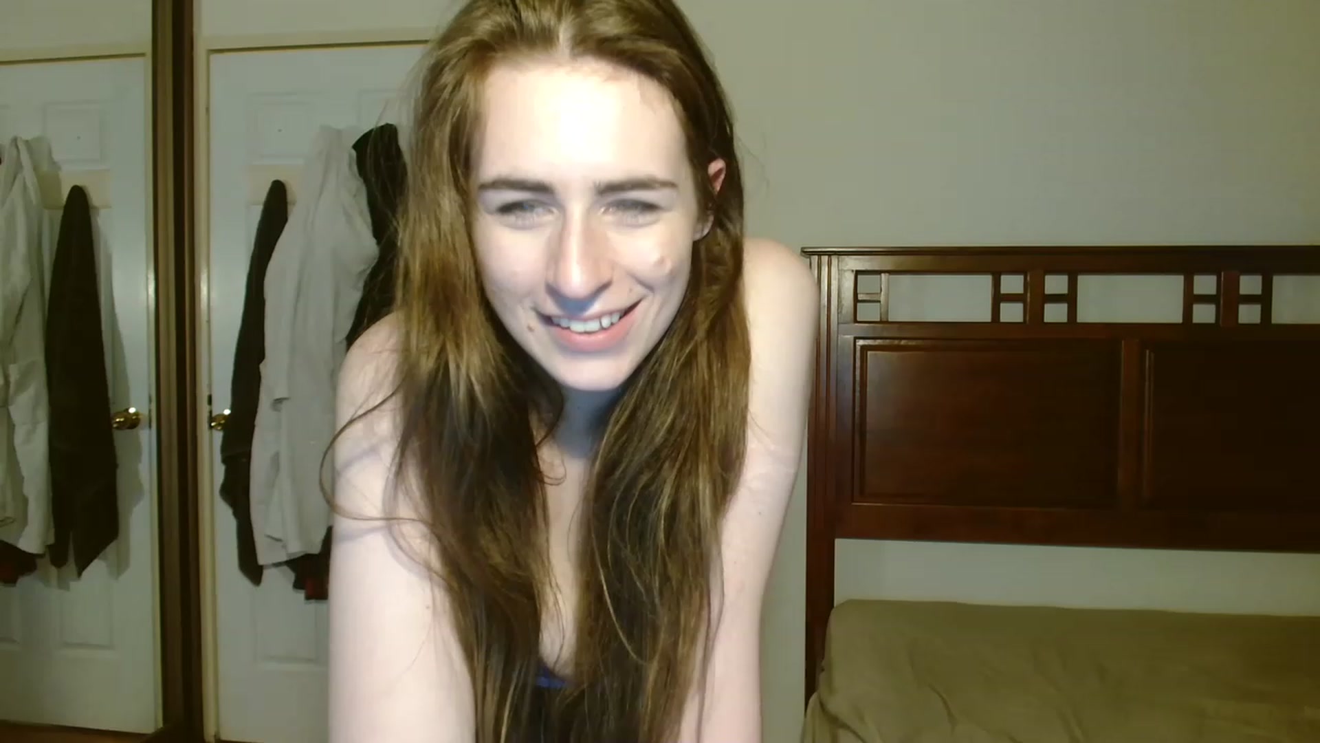 Gallery image thumbnail from EffyTudor's myfreecams stream on, 12/15/2022, 09:32 image 4 of 20